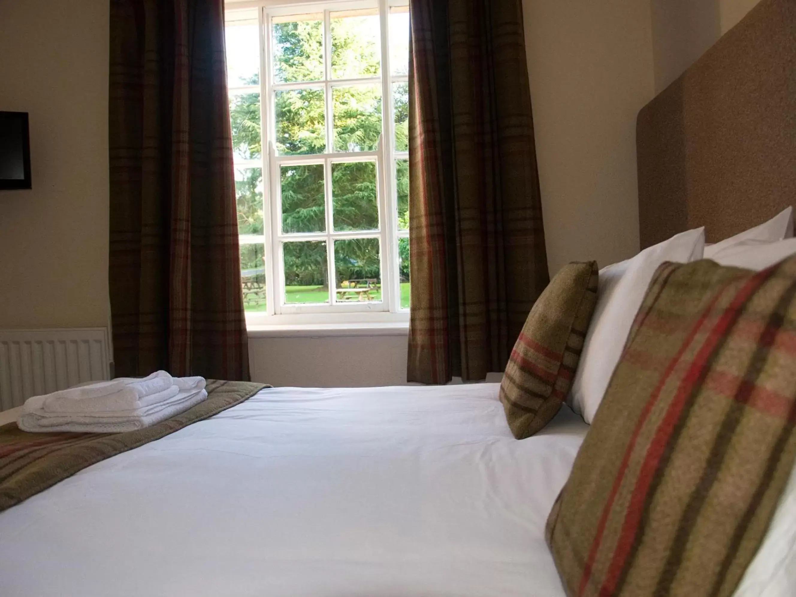 Bedroom, Bed in Horseshoe Hotel