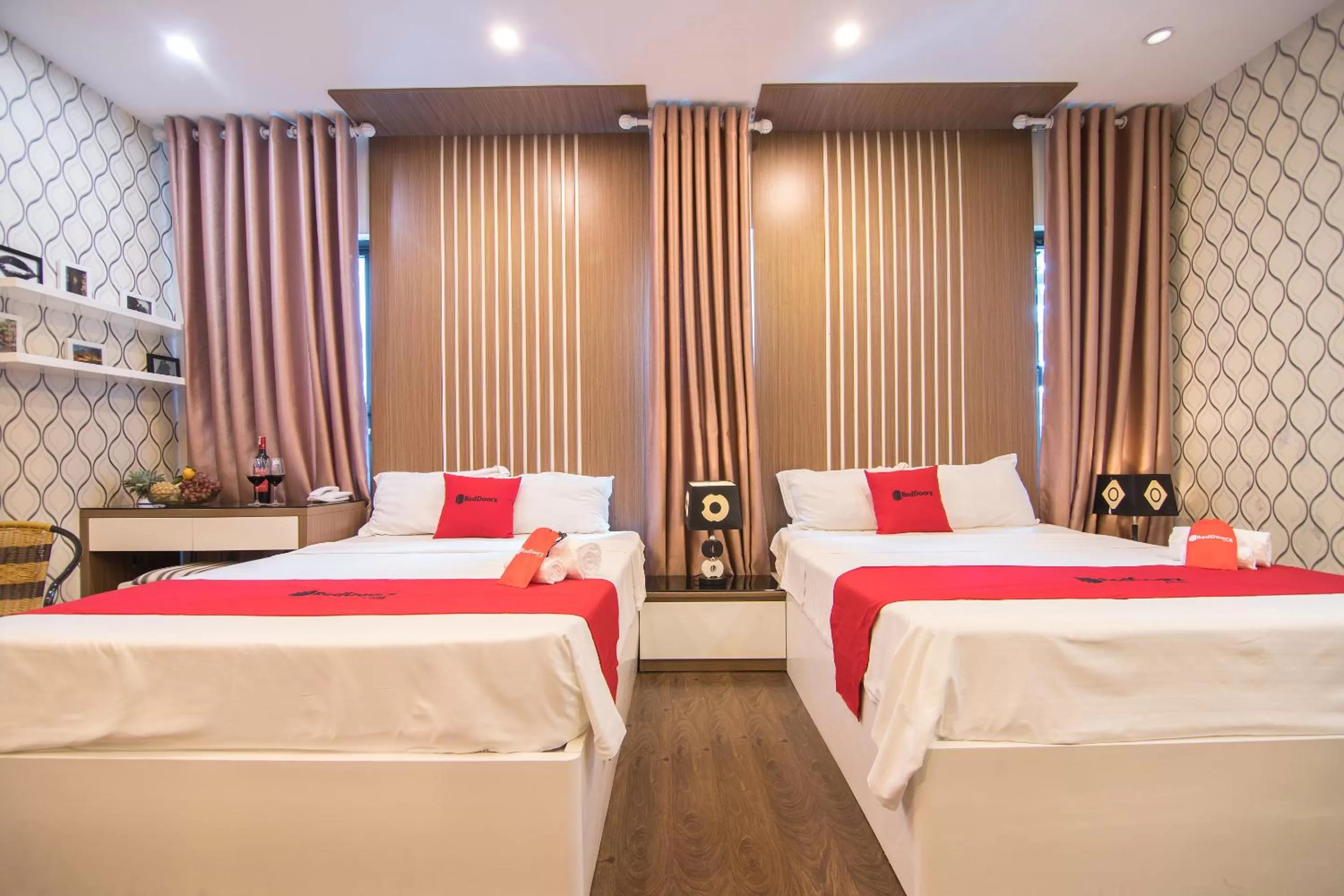 Bed in The Royal Hotel Near West Lake