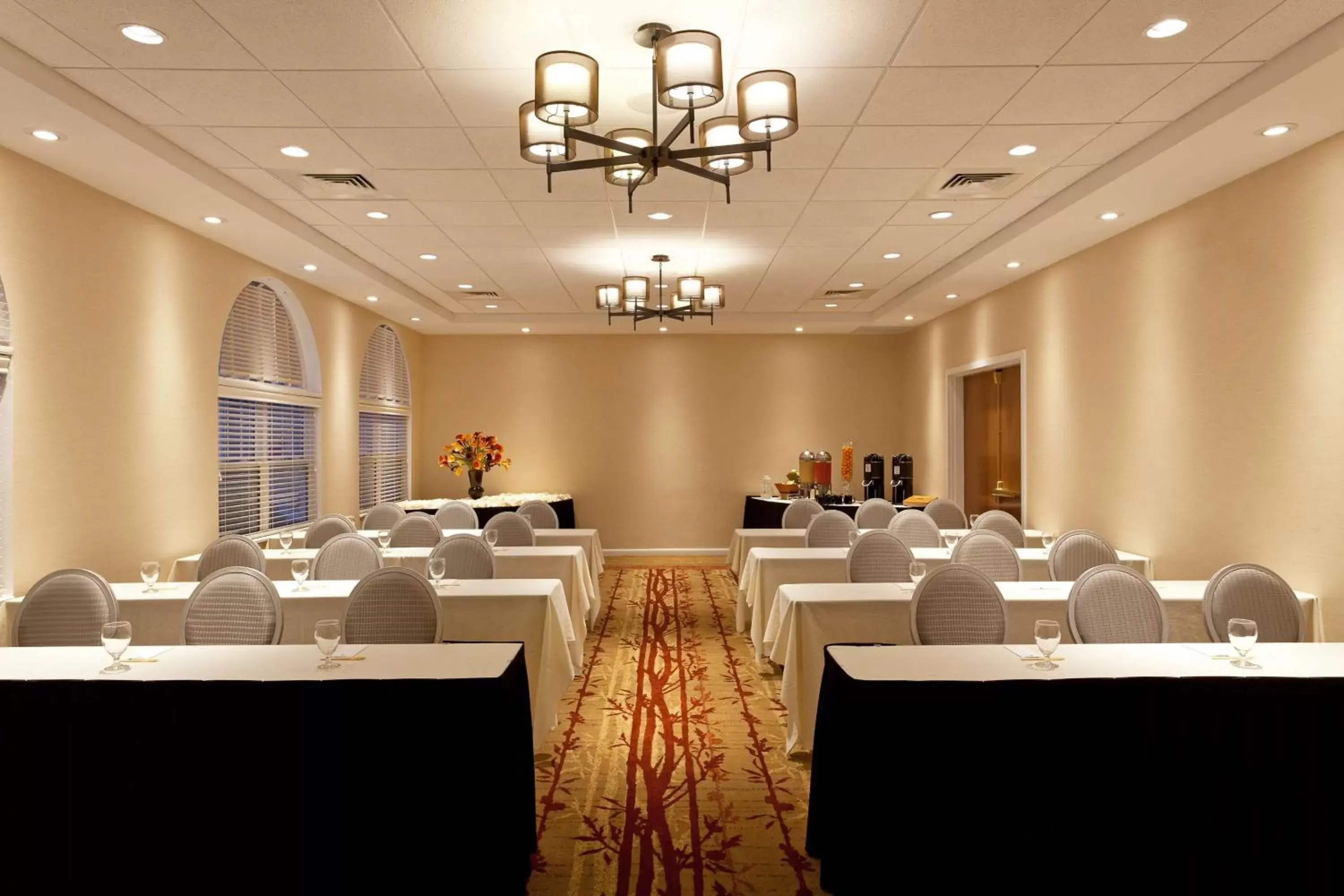 Meeting/conference room in DoubleTree by Hilton Cape Cod - Hyannis