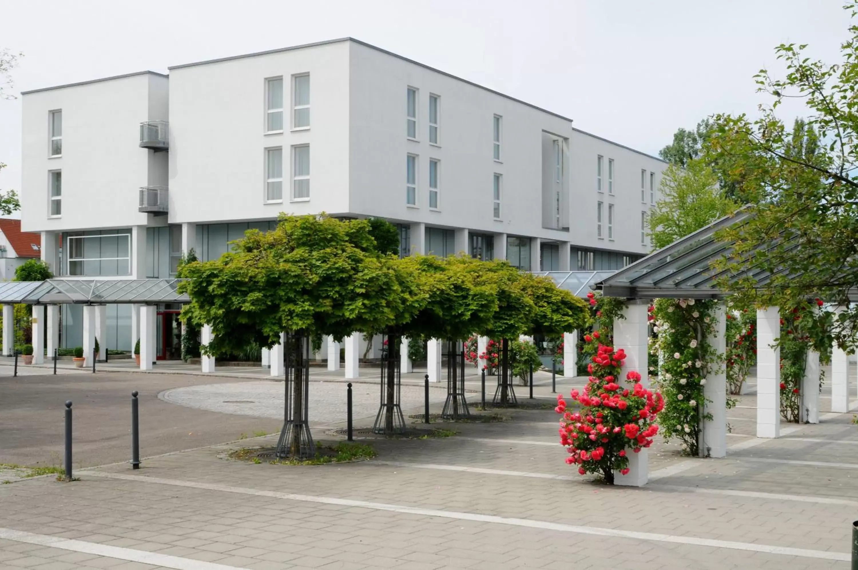 Facade/entrance, Property Building in Best Western Parkhotel Weingarten