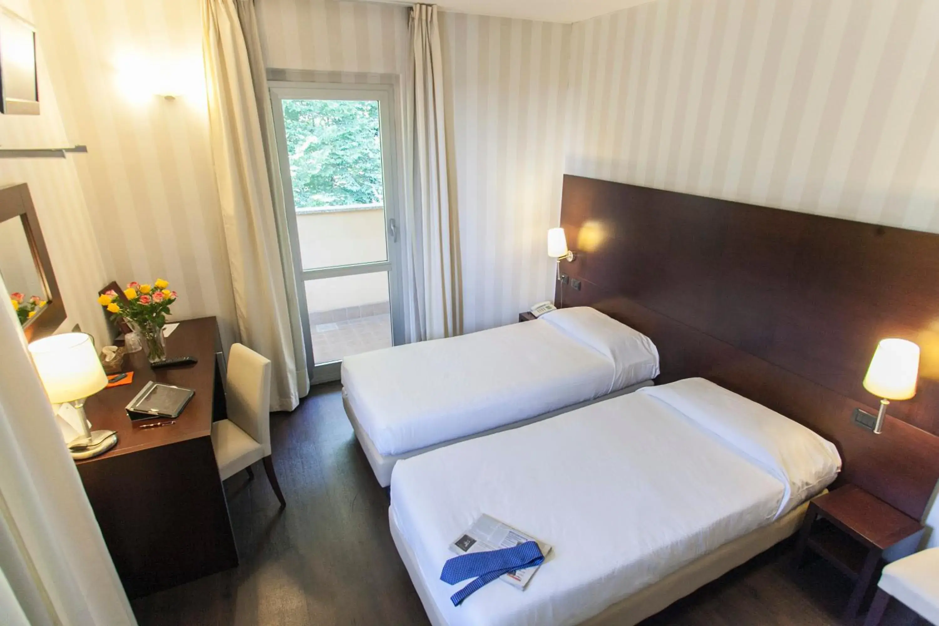 Photo of the whole room, Bed in Hotel 2C Photo of the whole room, Bed in Hotel 2C