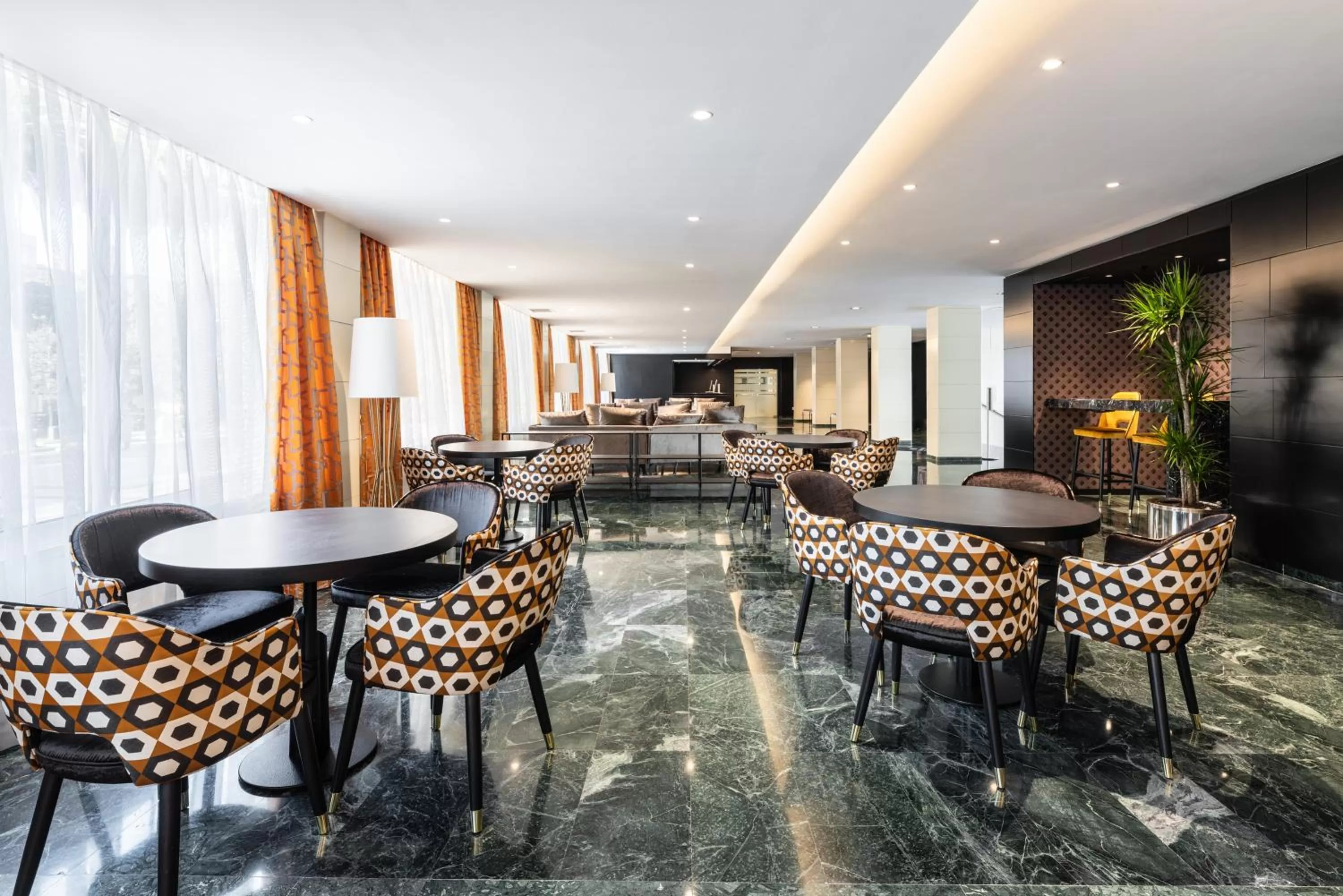 Seating area in Eurostars Atlántico