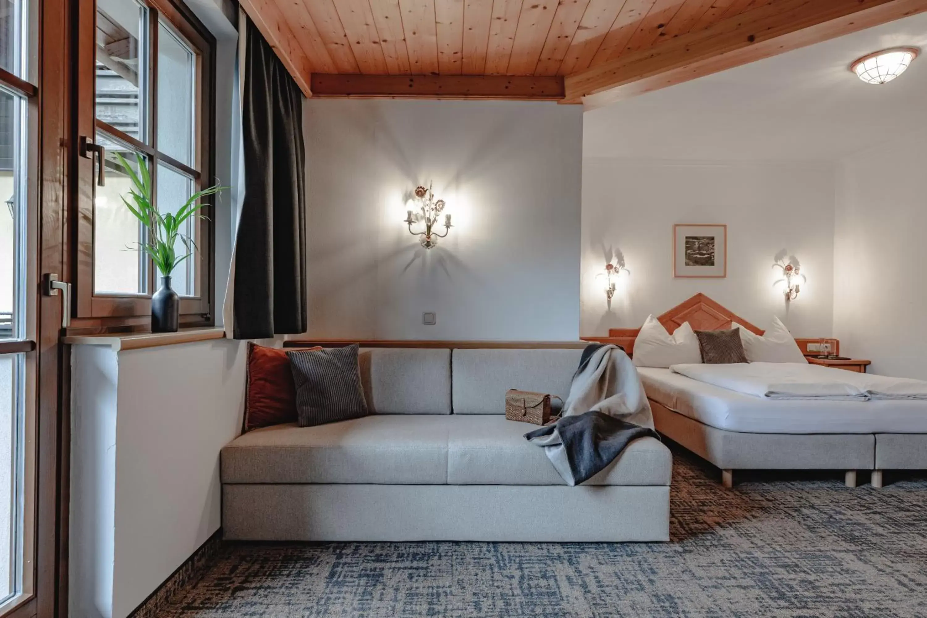 Double or Twin Room with Balcony in Hotel Kathrin Double or Twin Room with Balcony in Hotel Kathrin