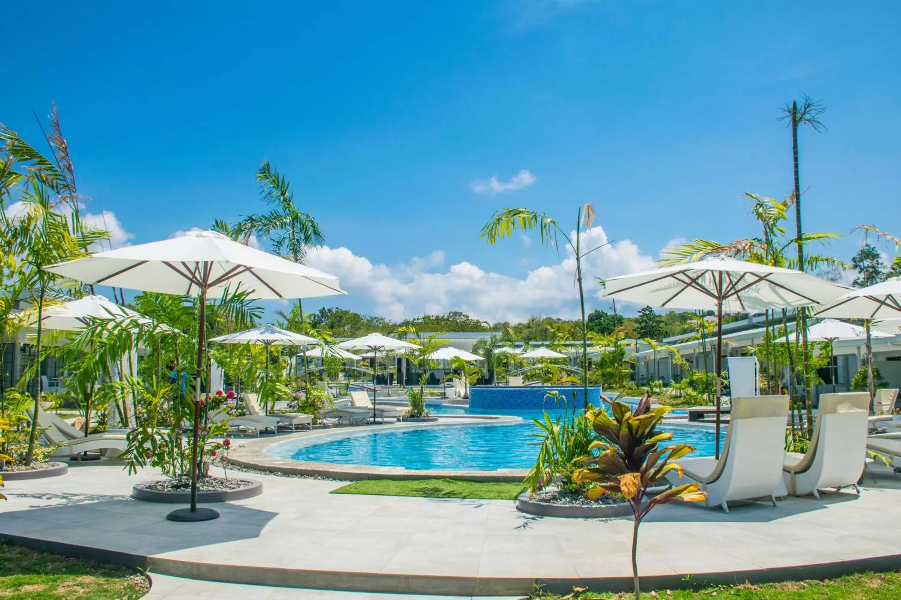 Swimming Pool in Marina Point Bay Resort