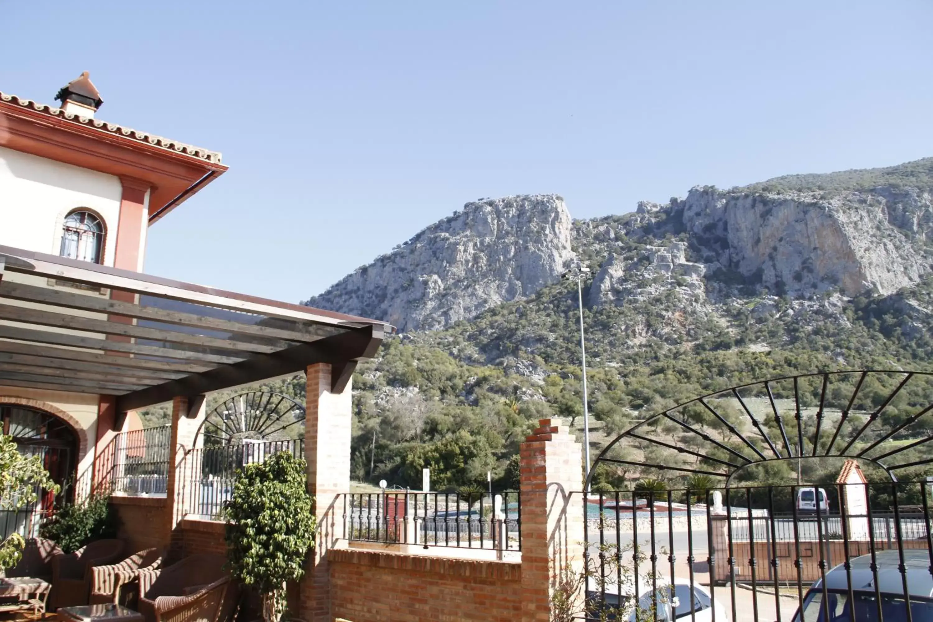 Facade/entrance in Hotel Sierra de Ubrique