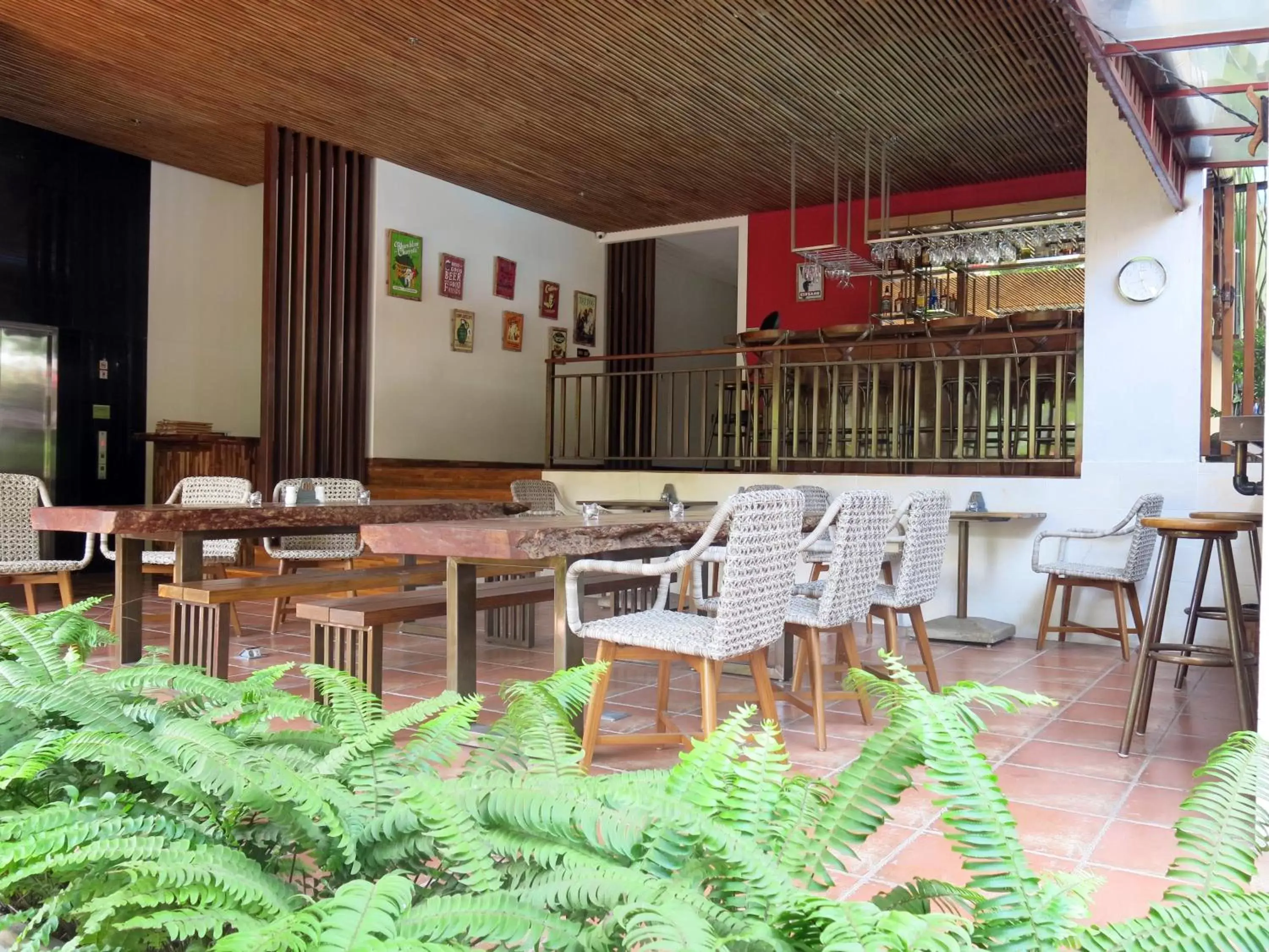 Restaurant/Places to Eat in Hotel Puriartha Ubud - CHSE Certified