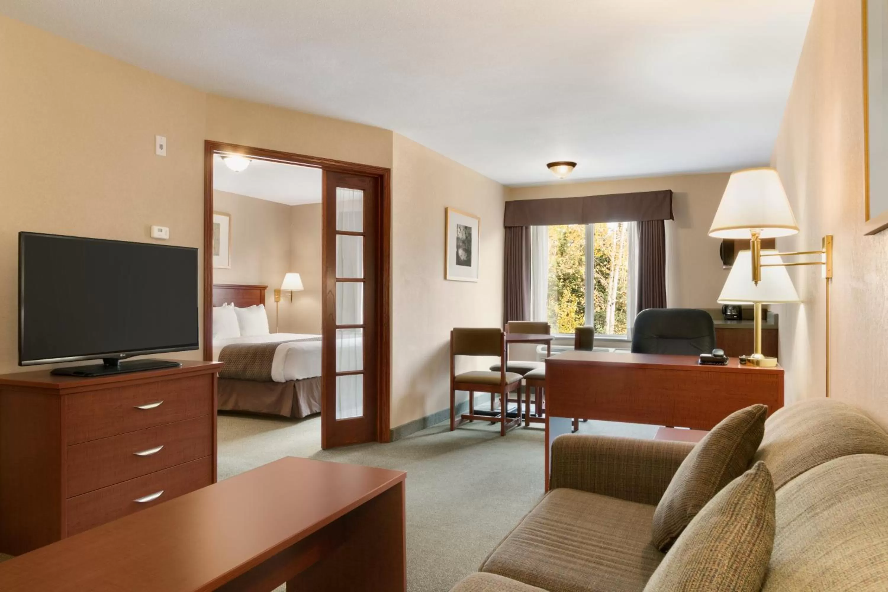 Day in Days Inn by Wyndham Thunder Bay North