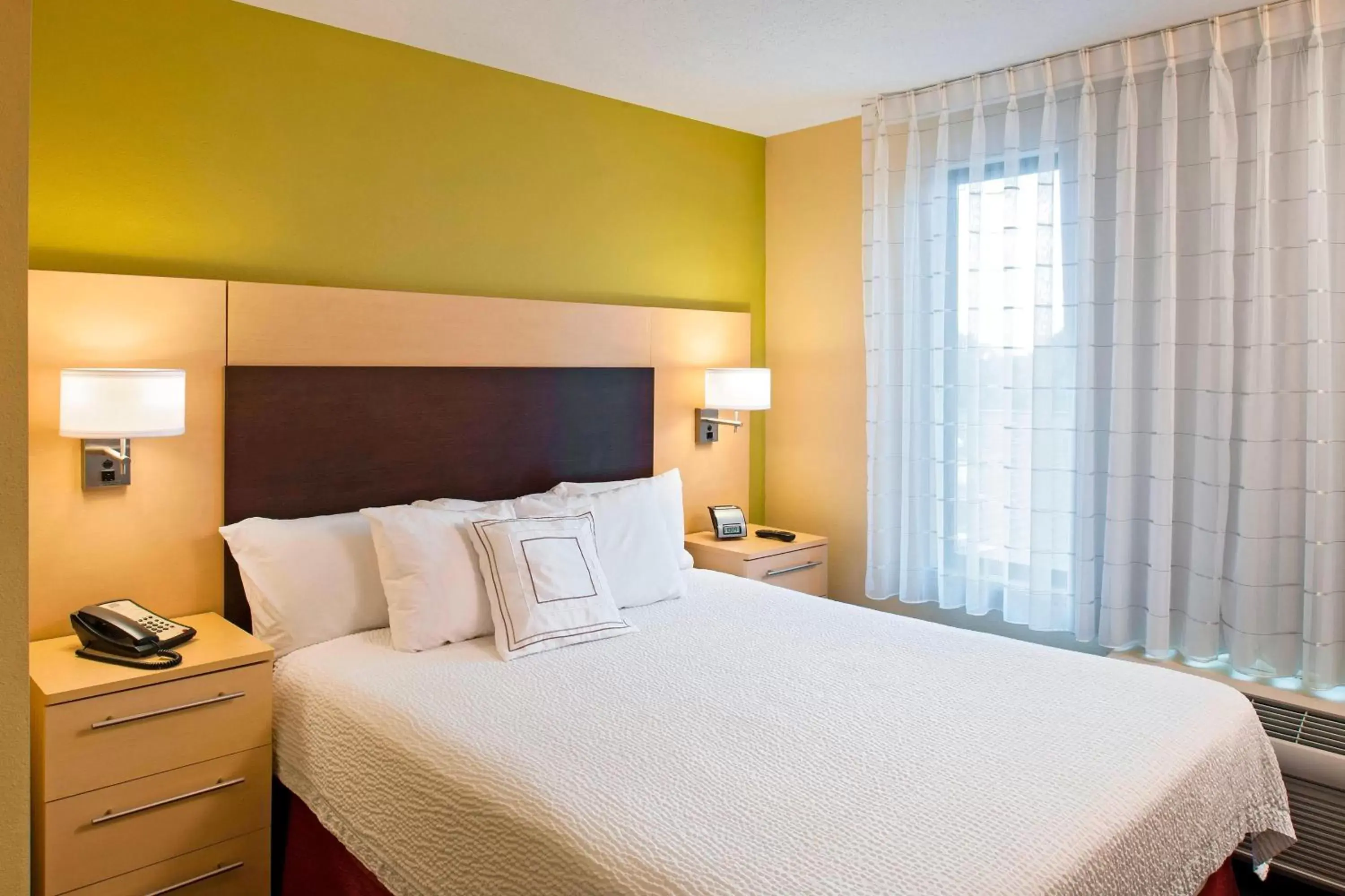 Bedroom, Bed in TownePlace Suites by Marriott Bethlehem Easton/Lehigh Valley