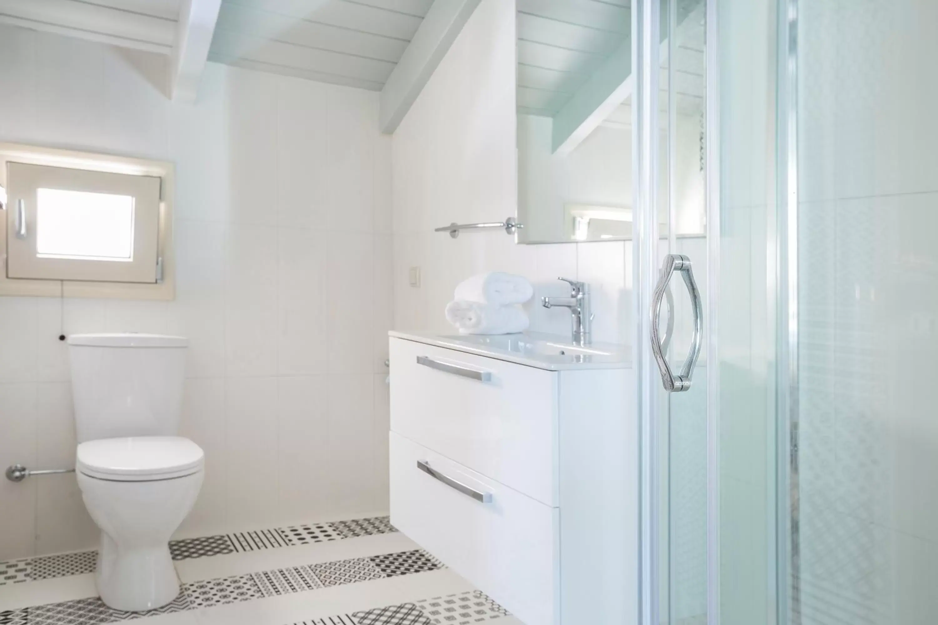Bathroom in Argostoli Marina Suites