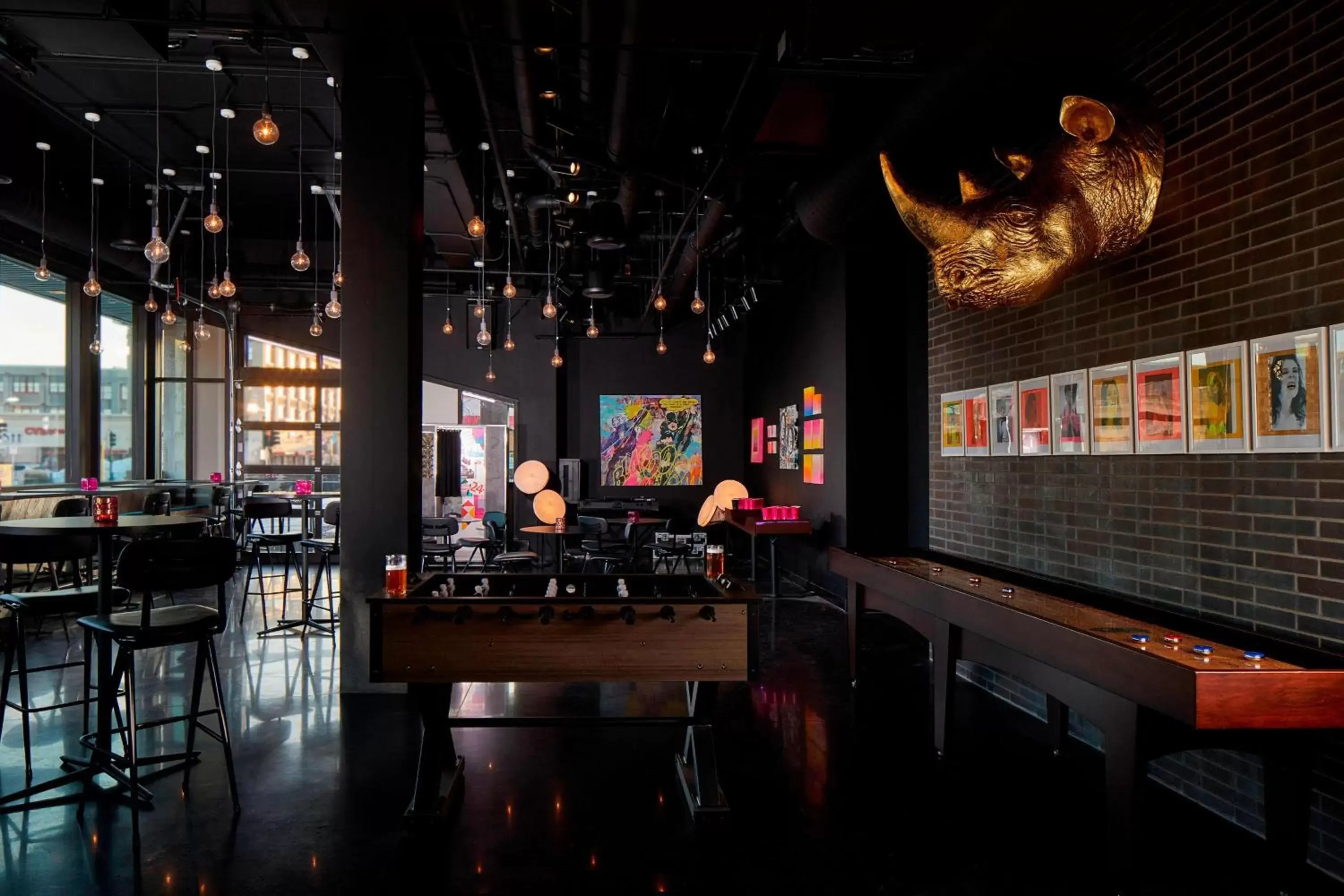 Lobby or reception, Restaurant/Places to Eat in MOXY Minneapolis Uptown