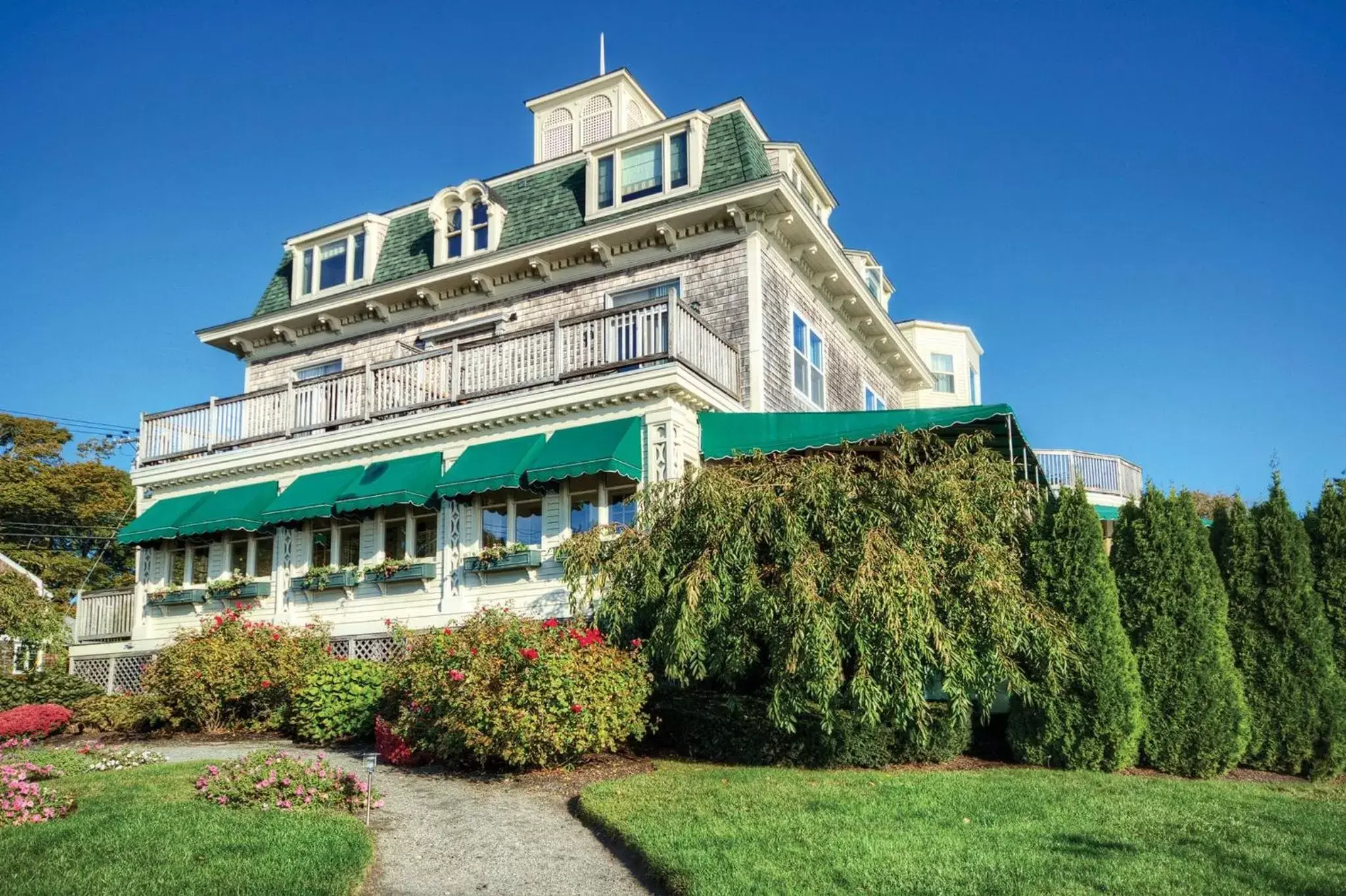 Property building in Club Wyndham Bay Voyage Inn