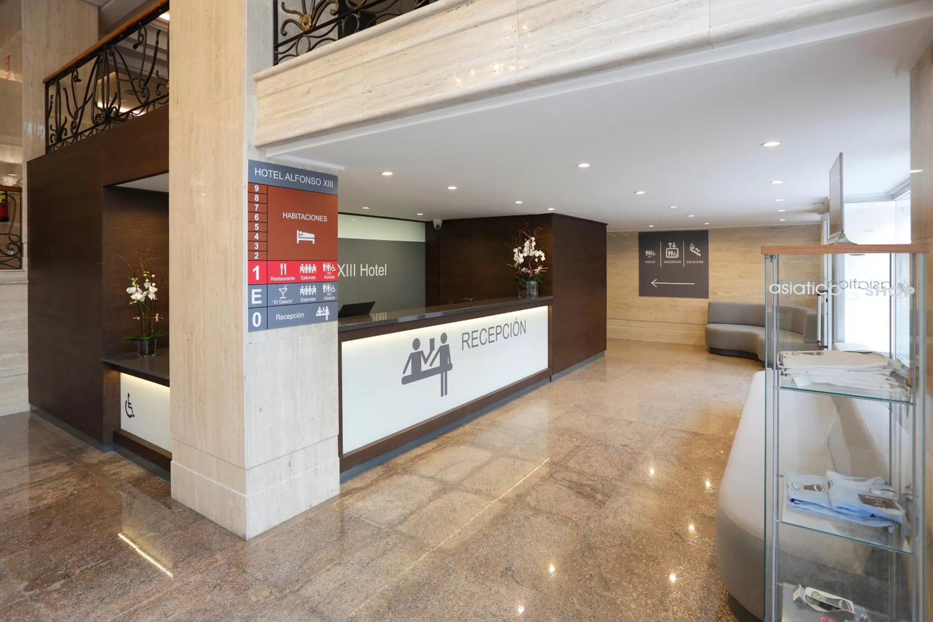 Lobby or reception in Sercotel Alfonso XIII