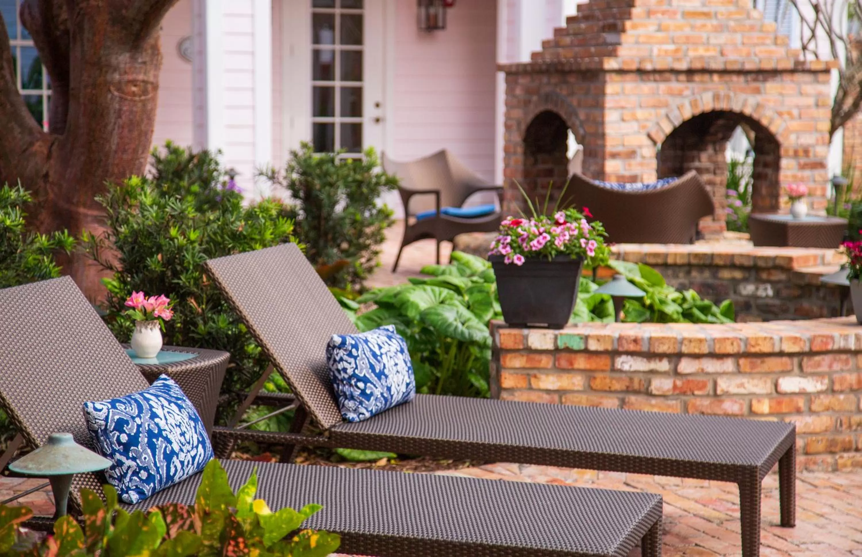 Garden in Port d'Hiver Bed and Breakfast