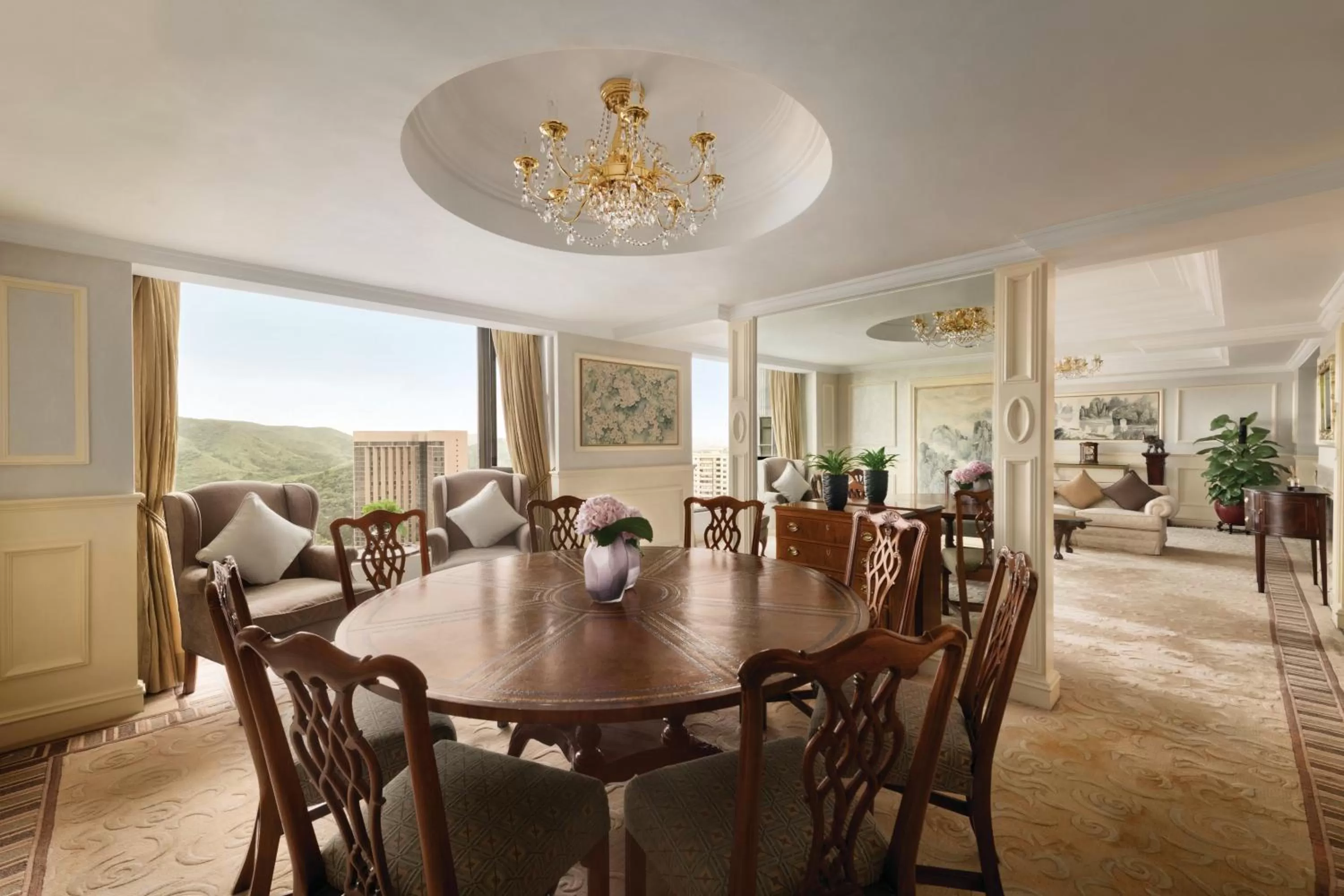 Dining area in Shangri-La Shenzhen - Nearby Luohu Border, Outdoor Swimming Pool