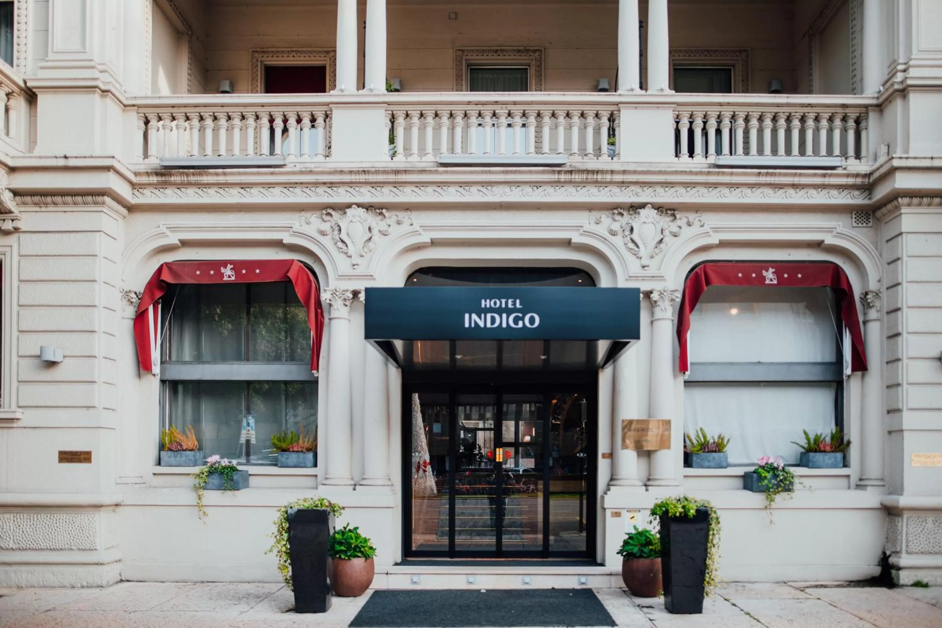 Facade/entrance in Hotel Indigo Verona - Grand Hotel Des Arts by IHG
