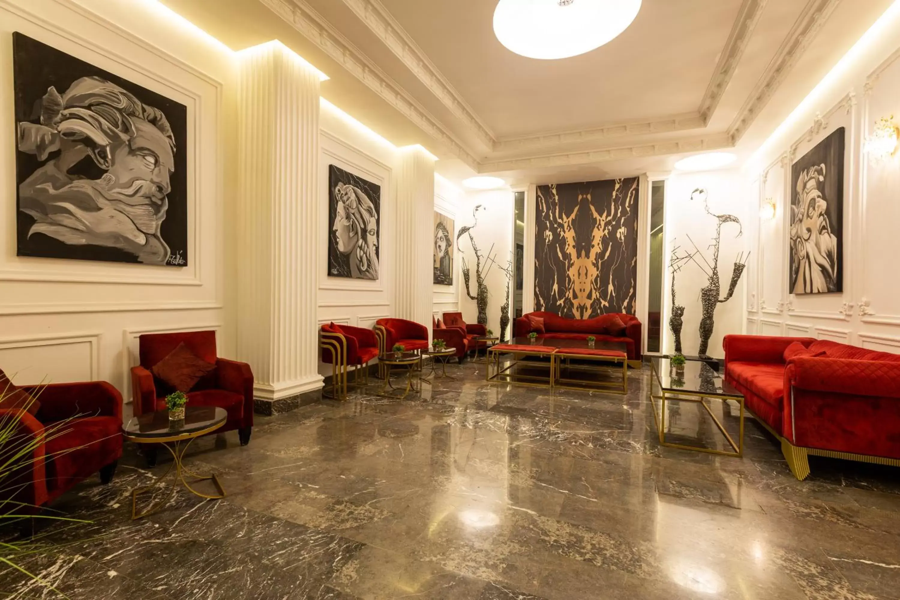 Lobby/Reception in Hotel Majestic