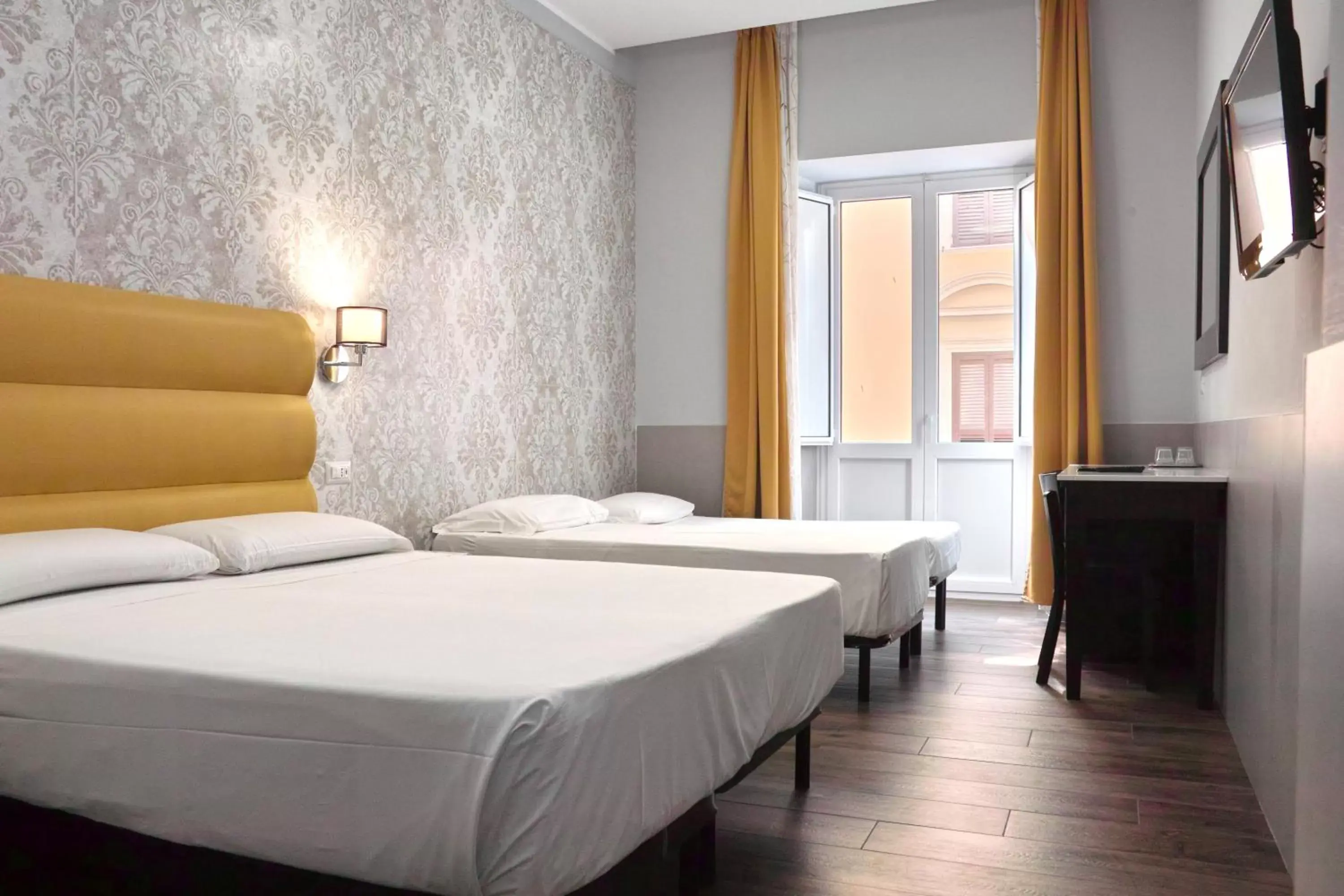 Bed in Hotel Virgilio