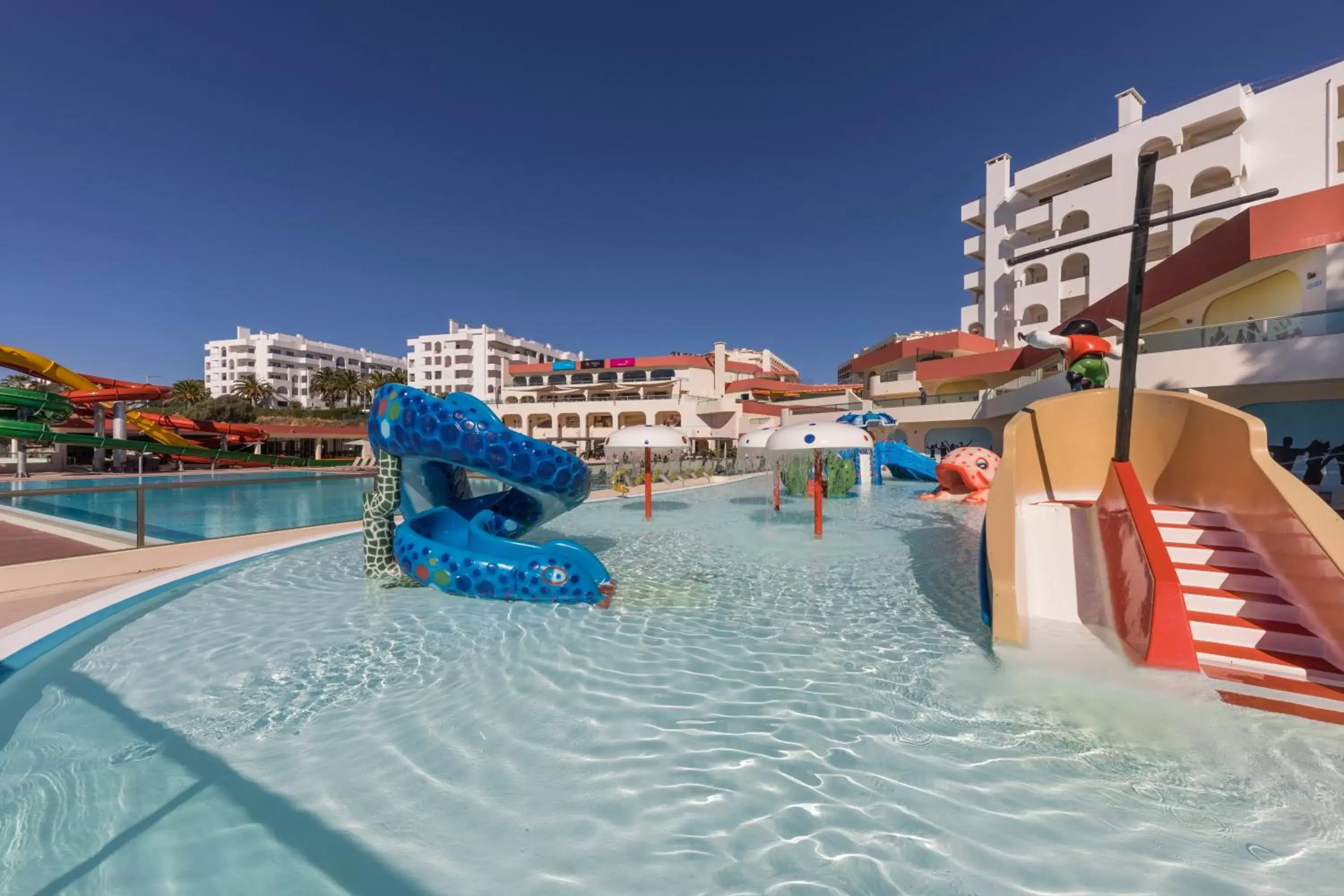 Water Park in Ukino Palmeiras Village - Family Resort