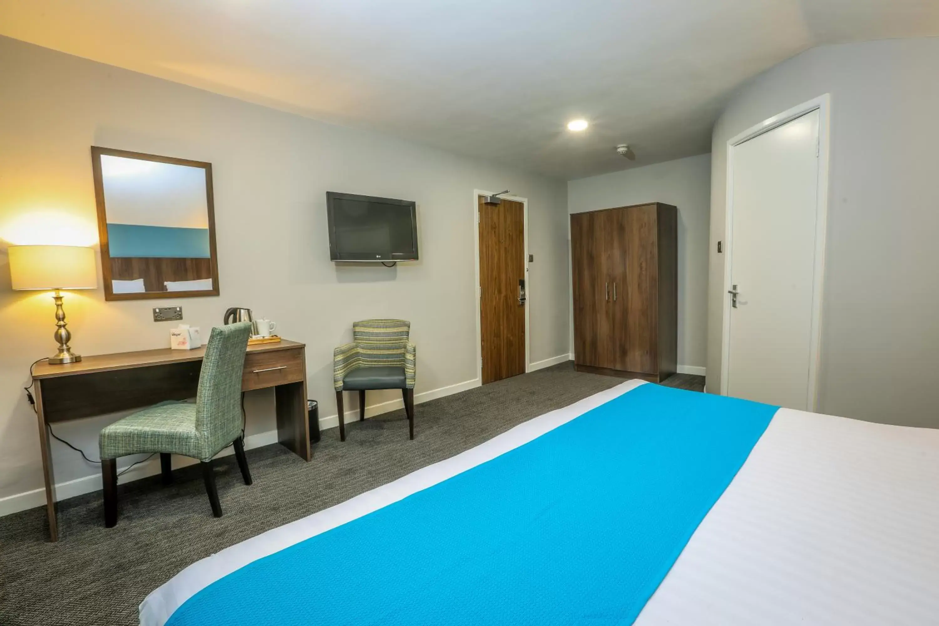 Bedroom, Swimming Pool in The Jephson Hotel; BW Signature Collection