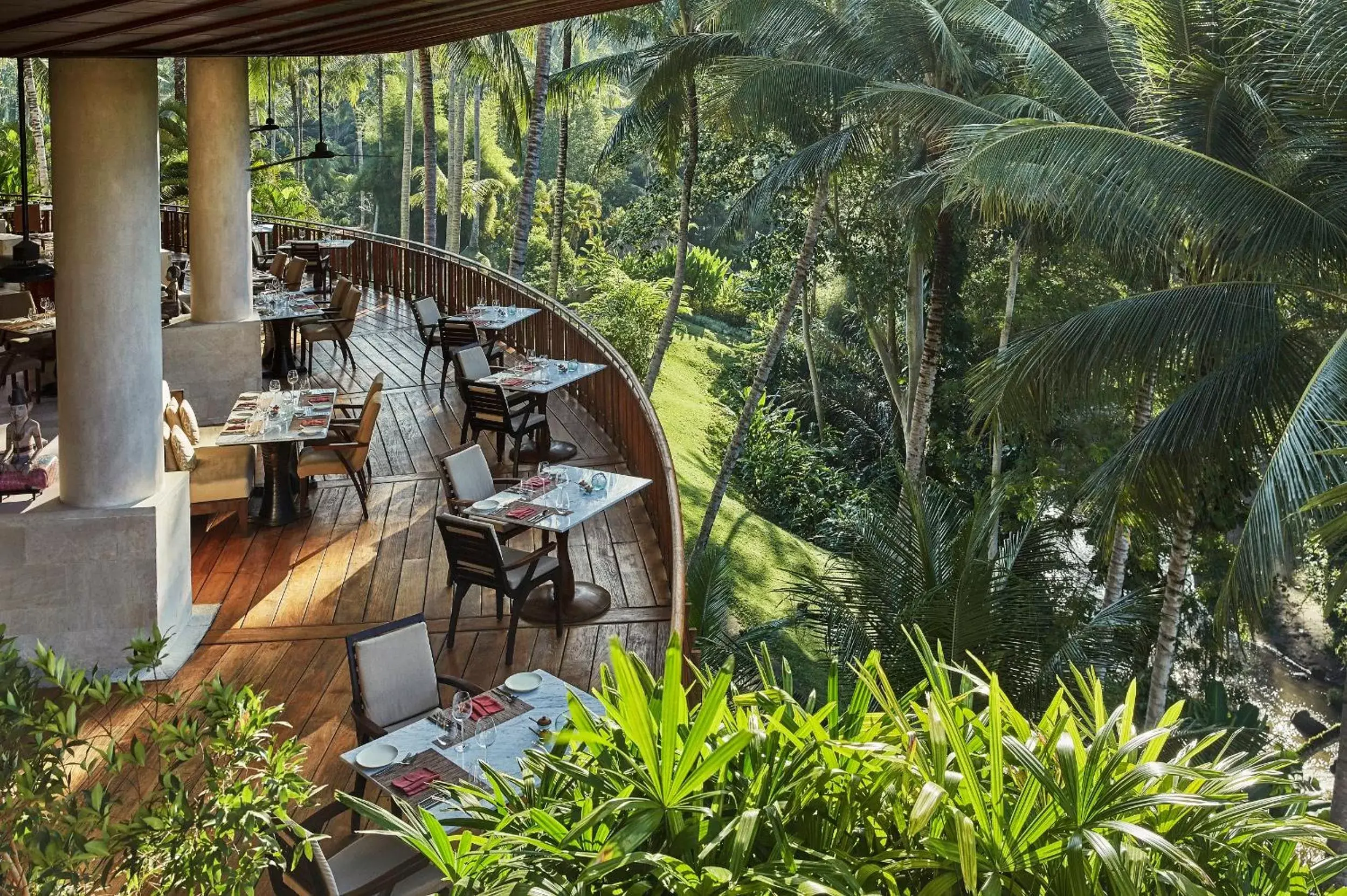 Food and drinks in Four Seasons Resort Bali at Sayan