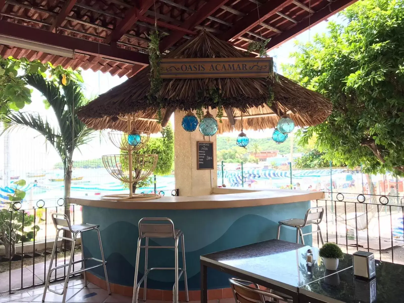 Restaurant/places to eat in Acamar Beach Resort
