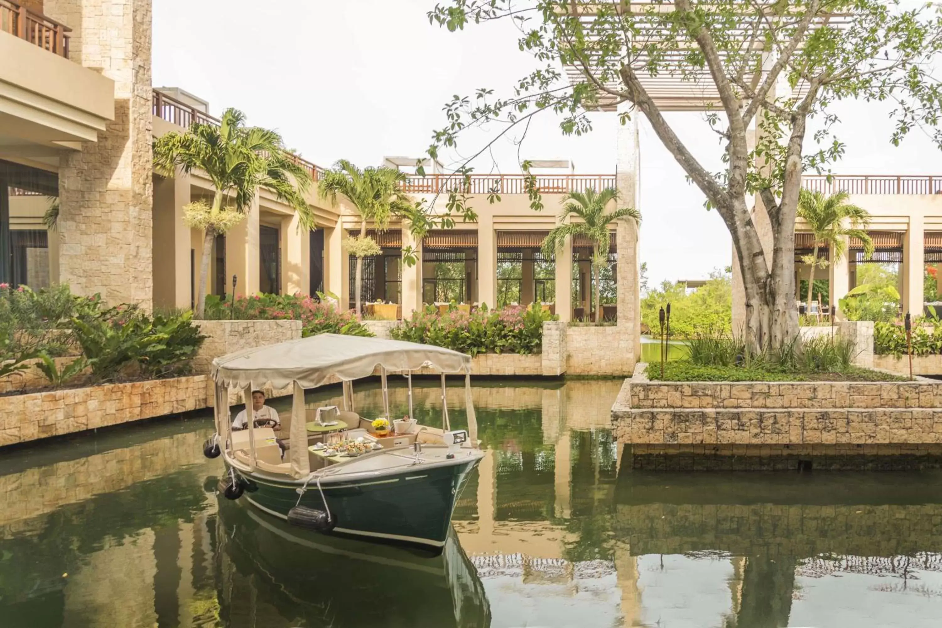 Restaurant/places to eat, Property Building in Banyan Tree Mayakoba