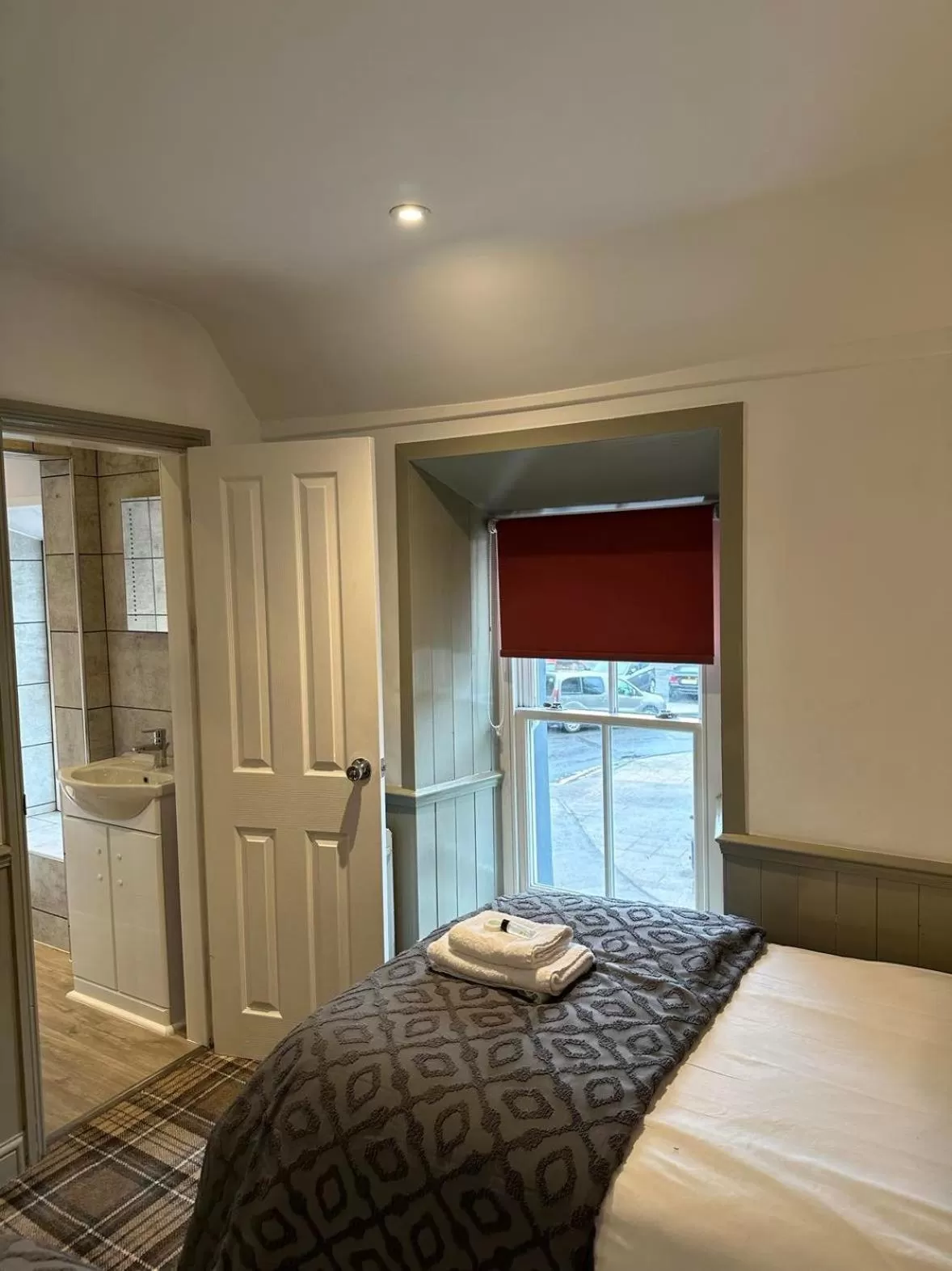 Bed in Nithsdale Hotel