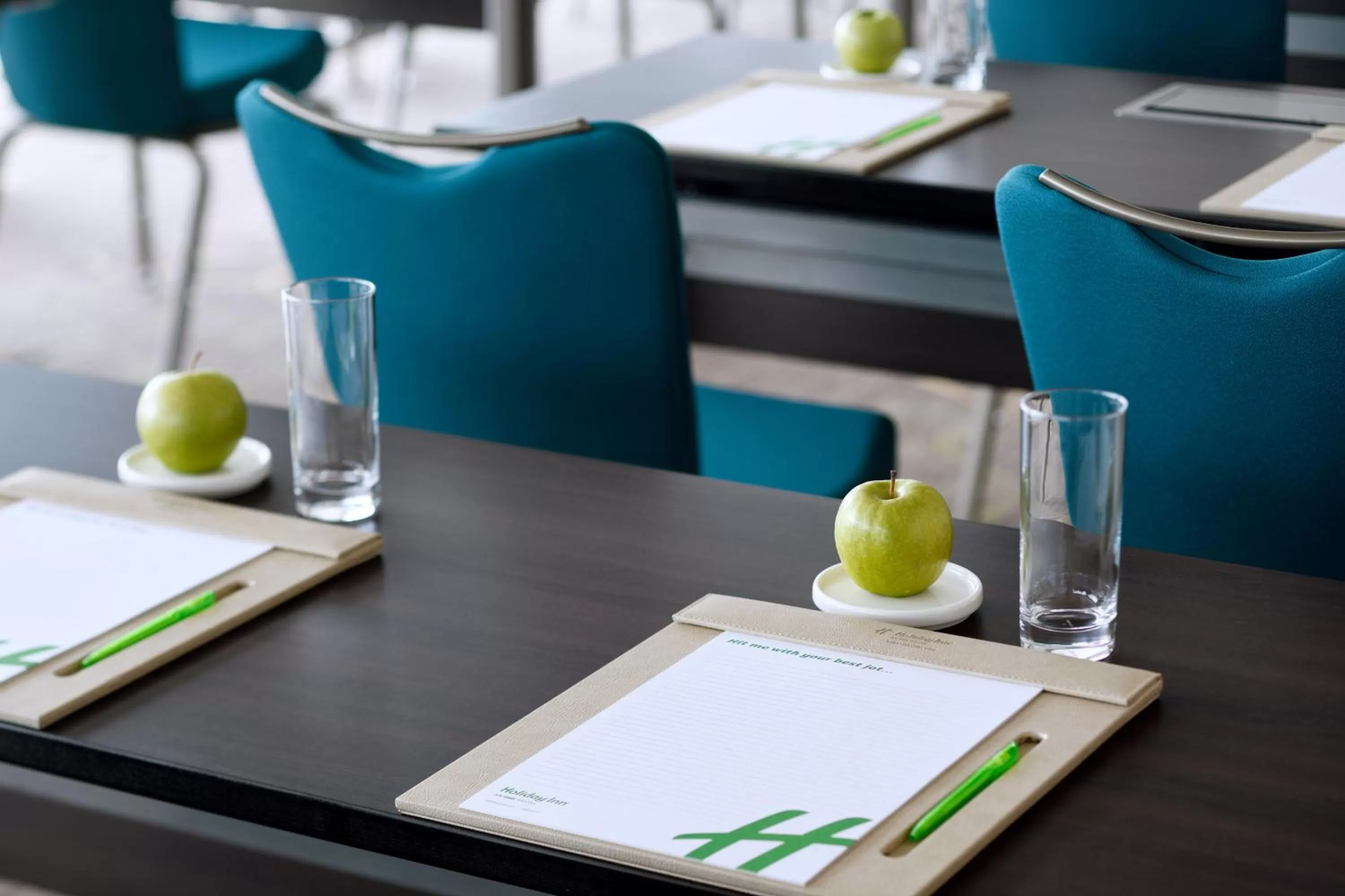 Meeting/conference room in Holiday Inn & Suites - Dubai Festival City by IHG