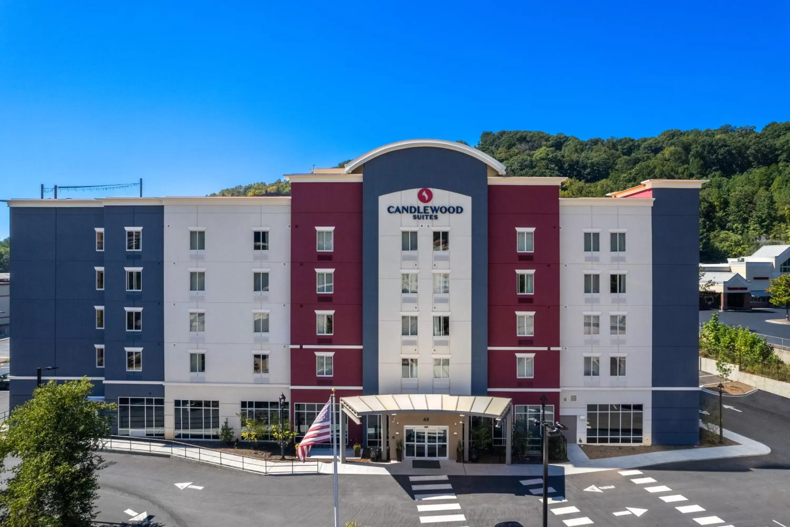 Property Building in Candlewood Suites - Asheville Downtown, an IHG Hotel