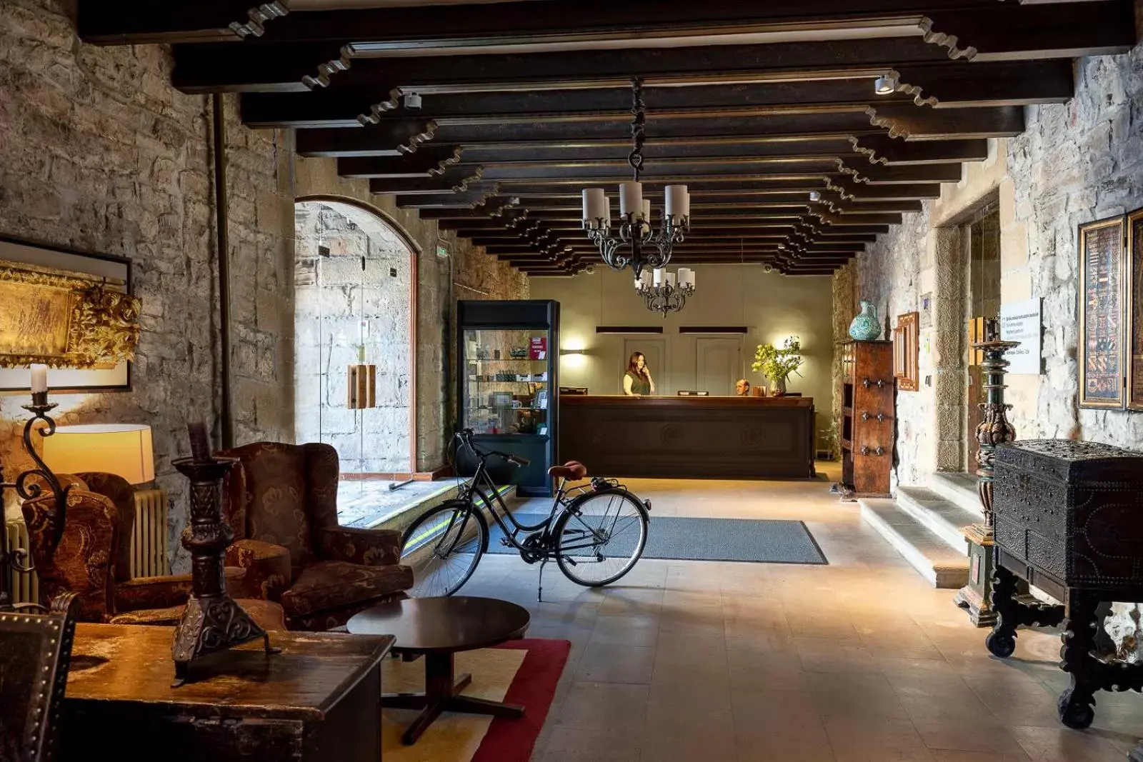 Lobby or reception in Parador de Hondarribia