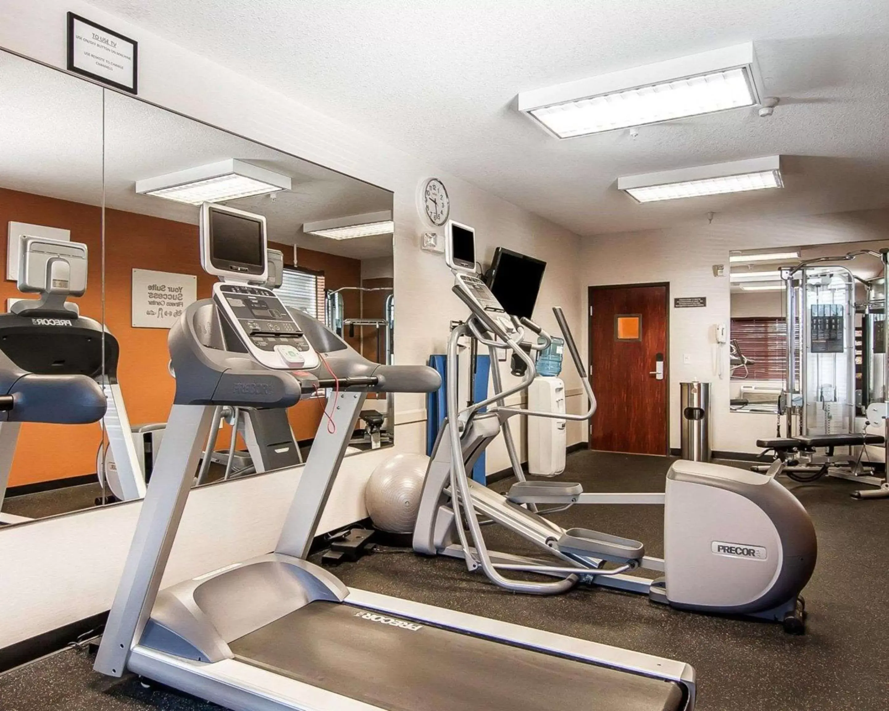 Fitness centre/facilities, Fitness Center/Facilities in Comfort Suites Redmond Airport