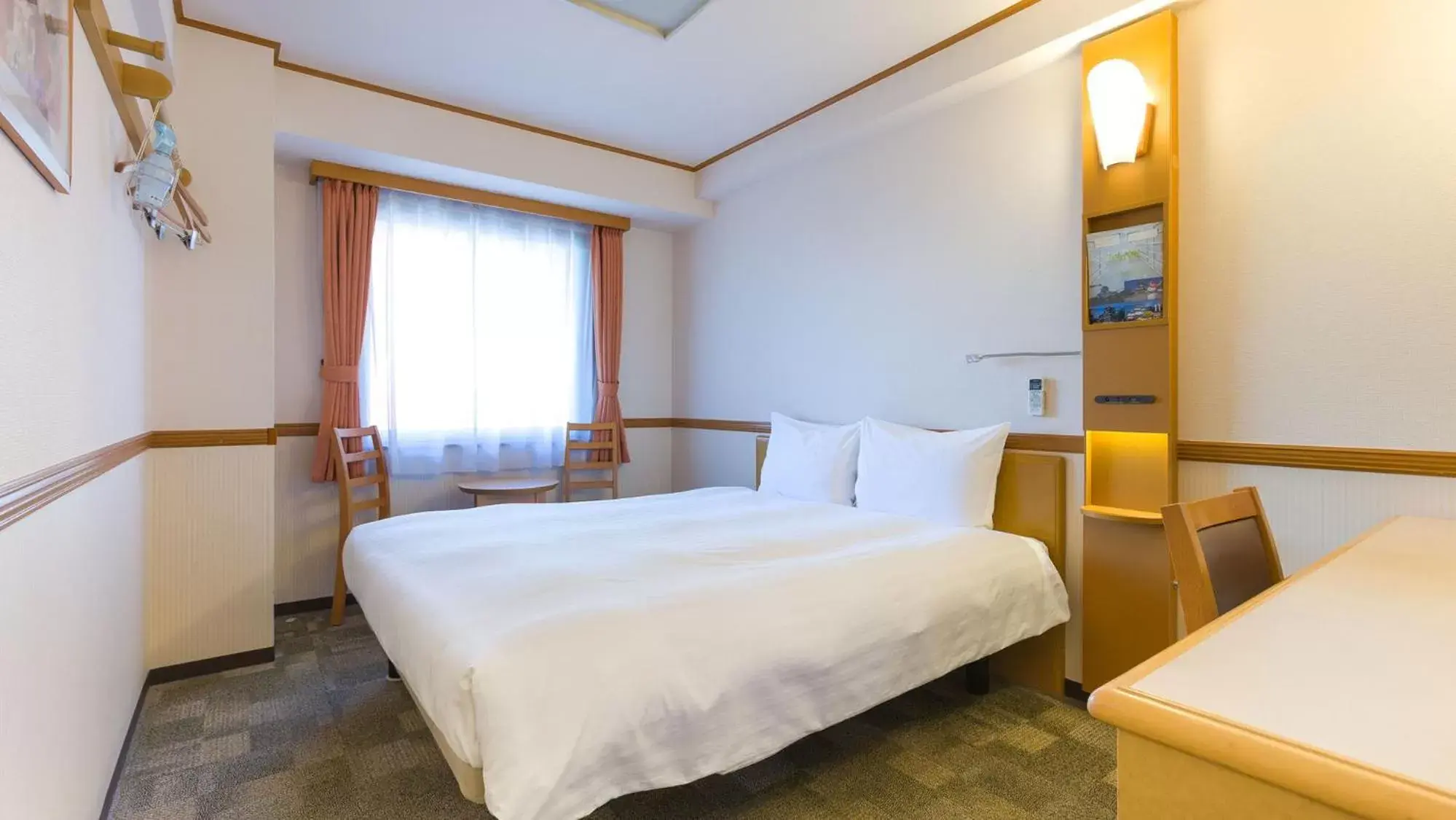 Bedroom, Bed in Toyoko Inn Hokkaido Sapporo-eki Kita-guchi Bedroom, Bed in Toyoko Inn Hokkaido Sapporo-eki Kita-guchi