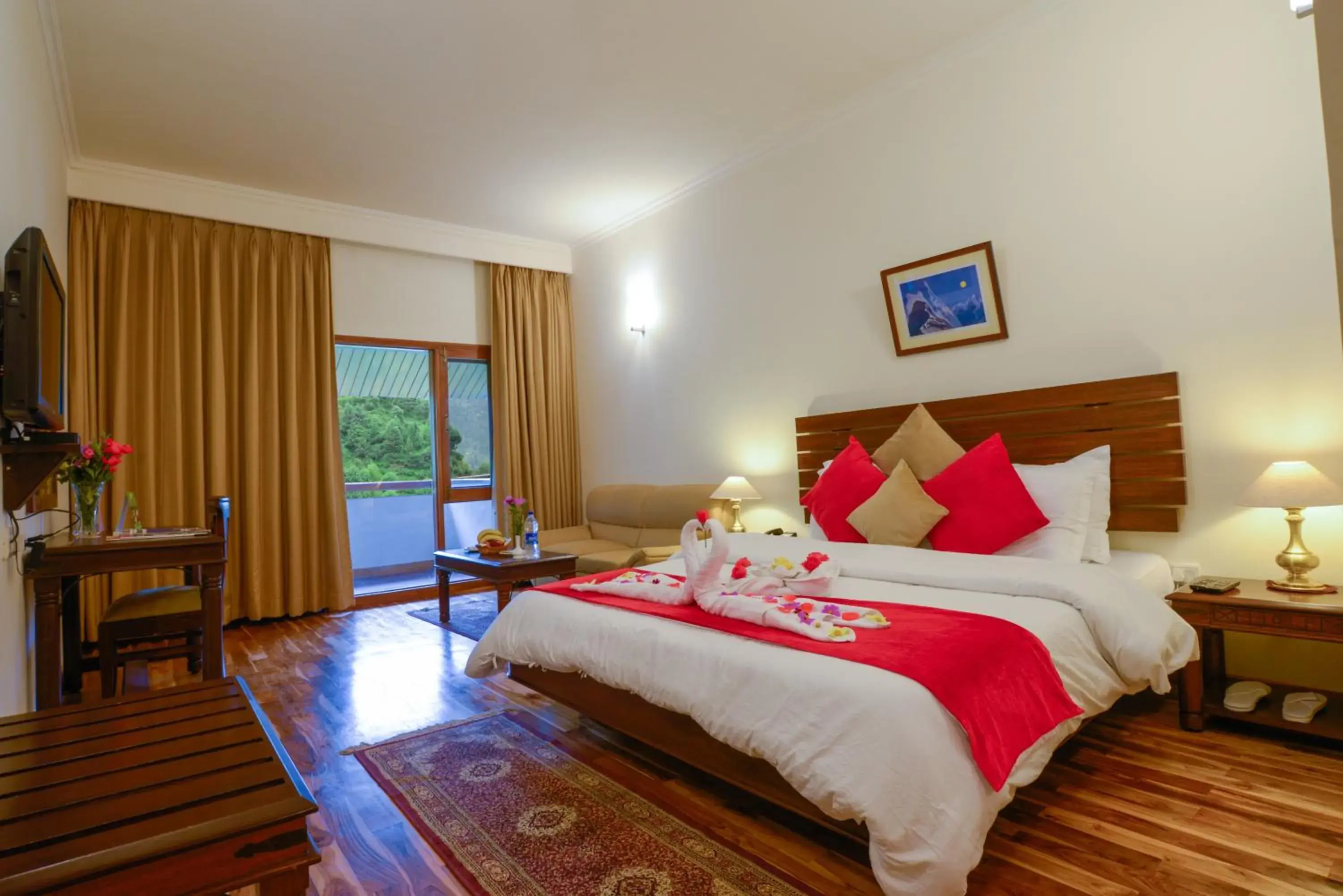 Bedroom, Bed in Solang Valley Resort