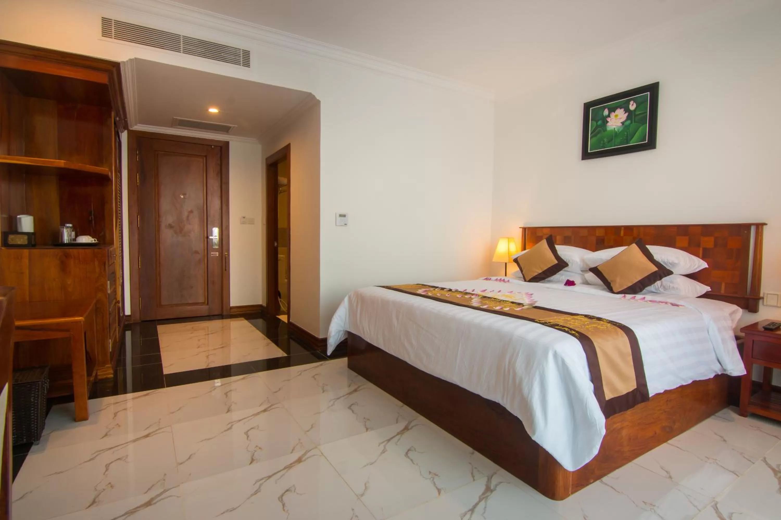 Bed in Glorious Hotel