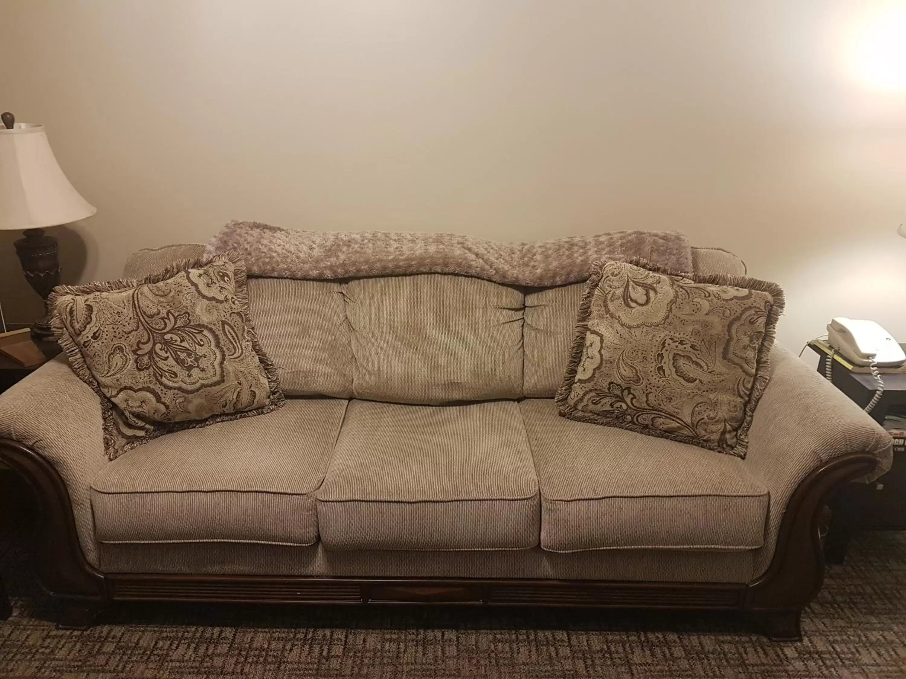 Living room, Seating Area in Fundy Line Motel