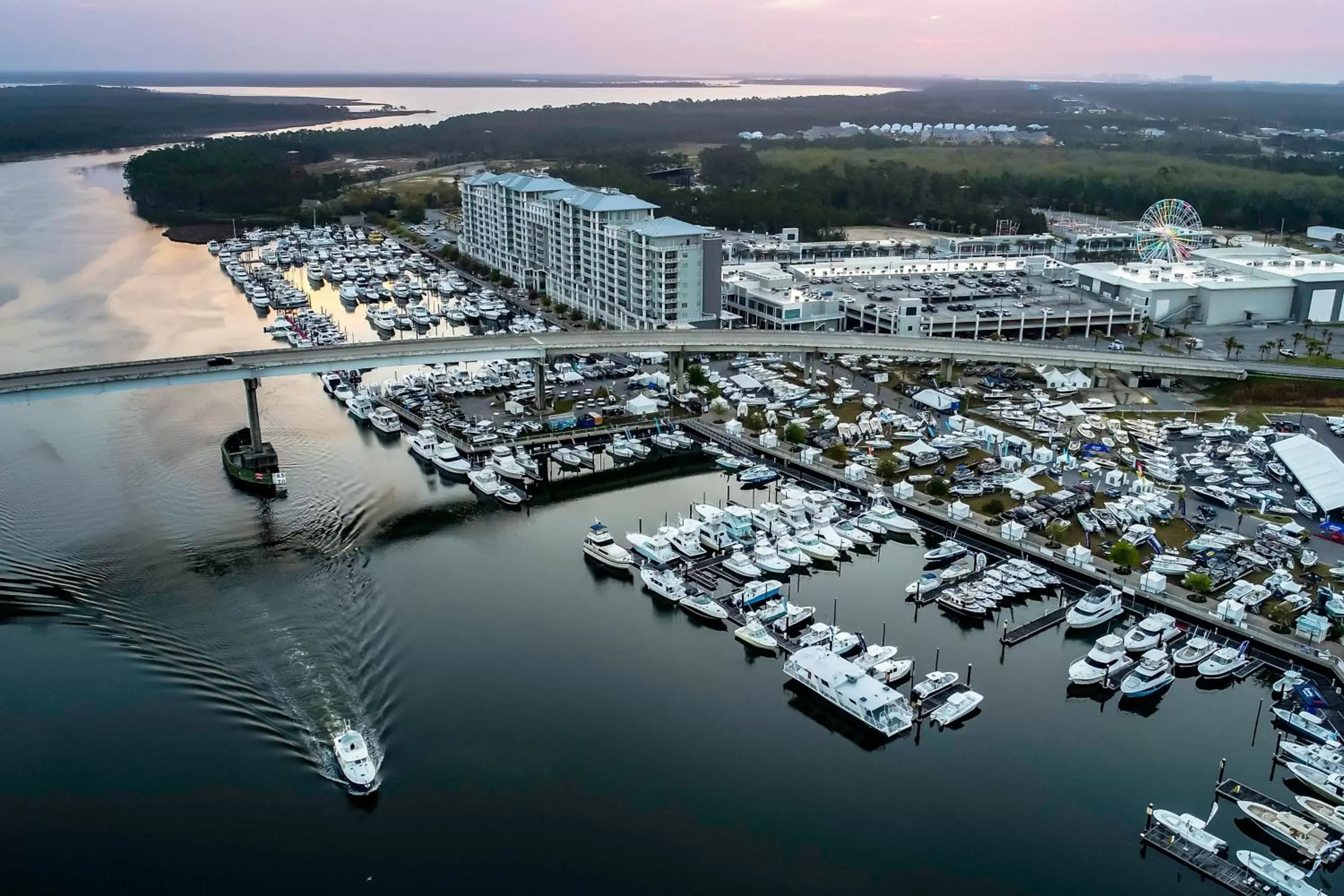 Bird's-eye View in Wharf