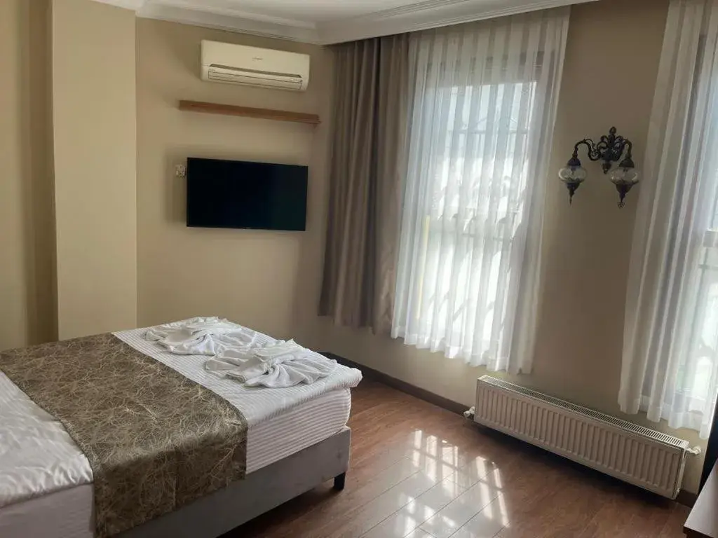 Bedroom, Bed in Ottoman Elegance Hotel