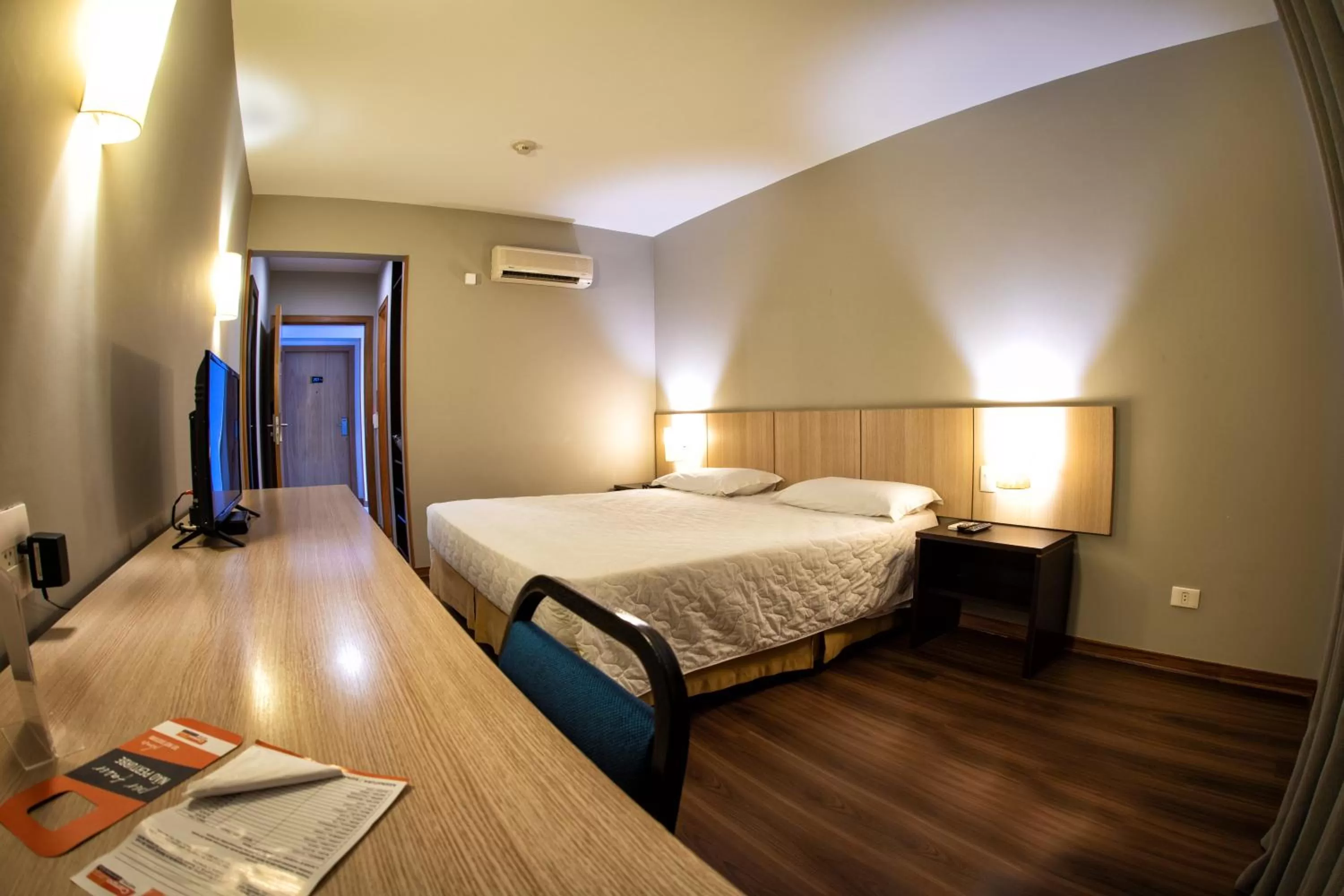 Bed in Hotel Campo Largo Express