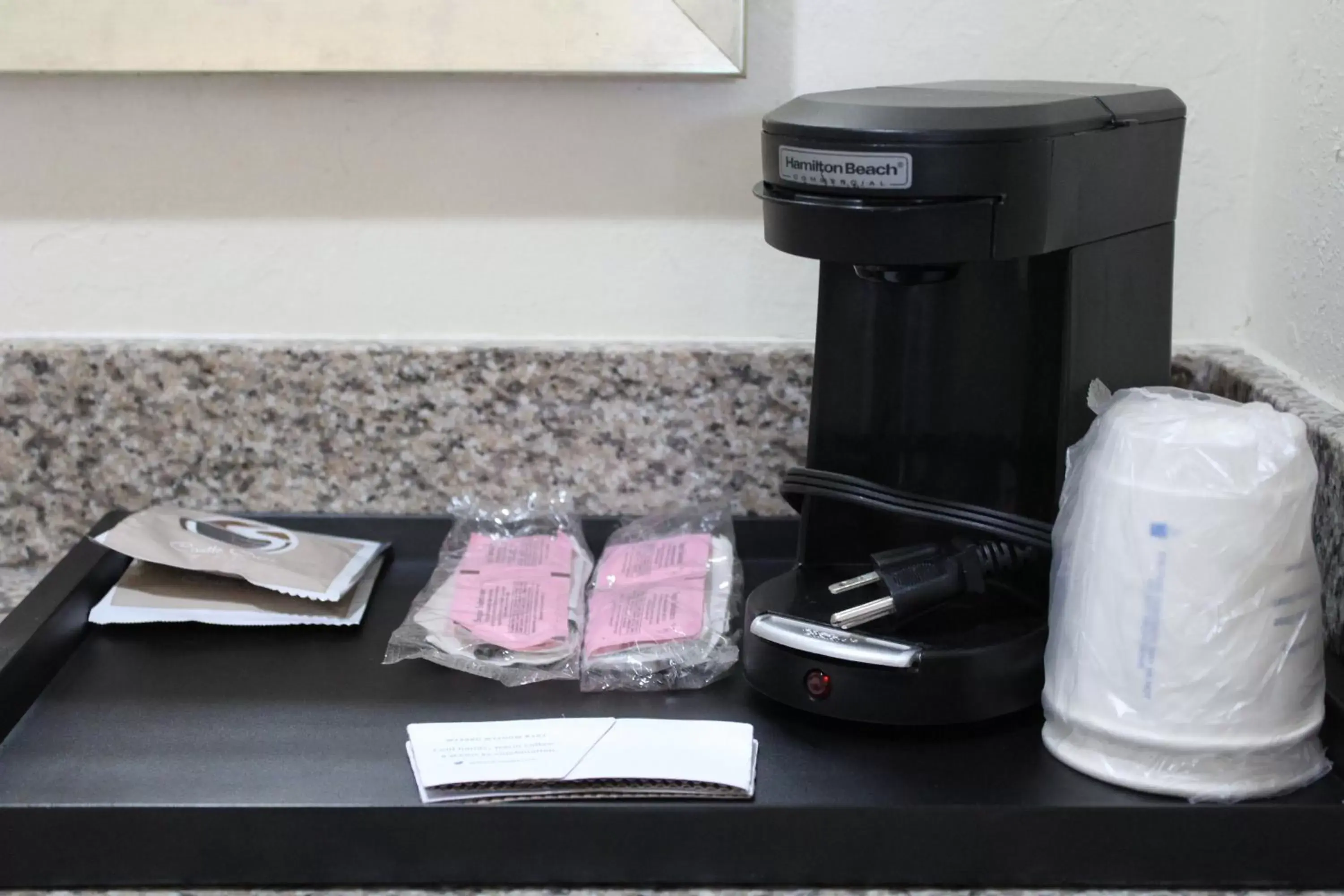 Coffee/tea facilities in Travelodge by Wyndham Florida City/Homestead/Everglades