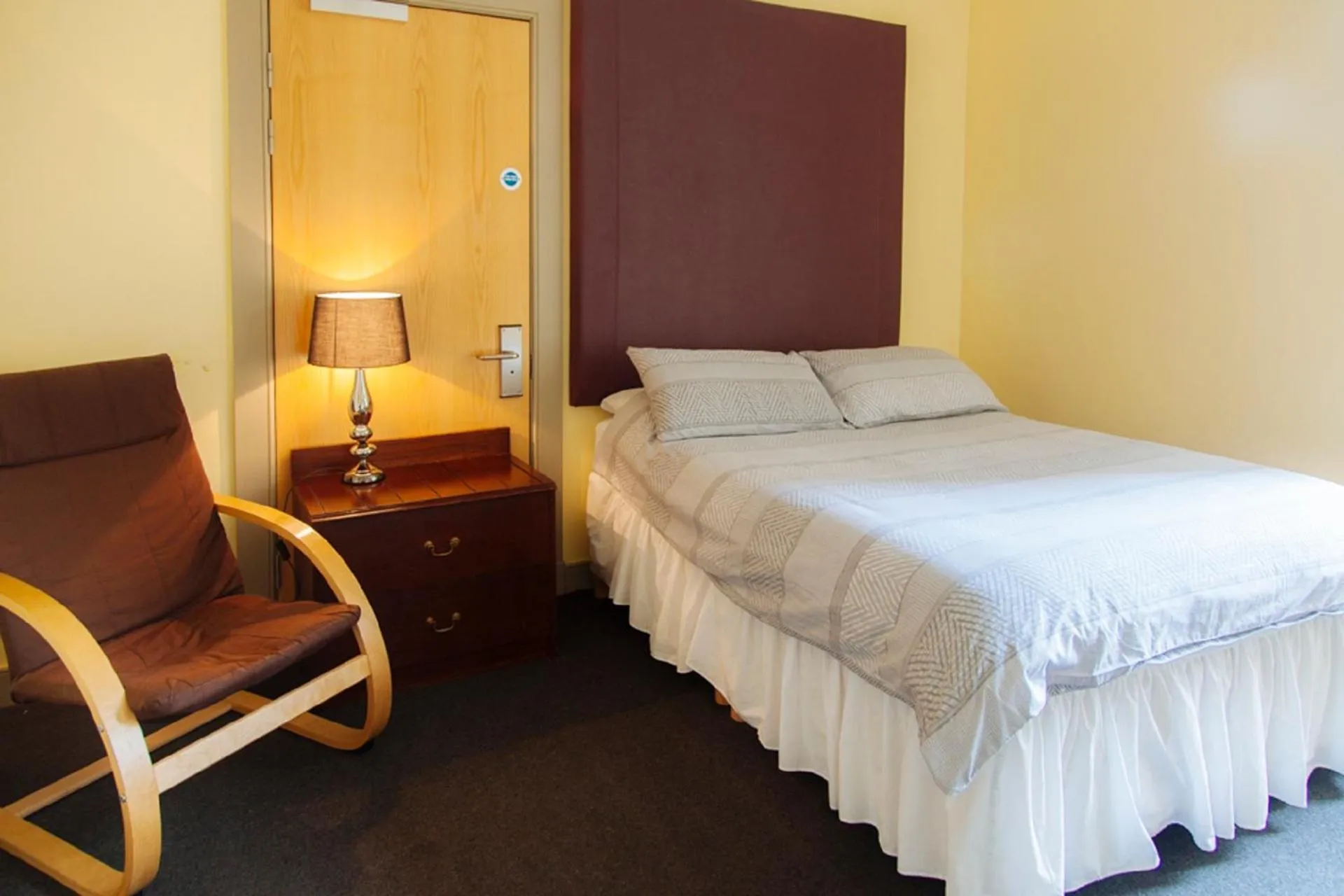 Bed in Dundee Backpackers Hostel