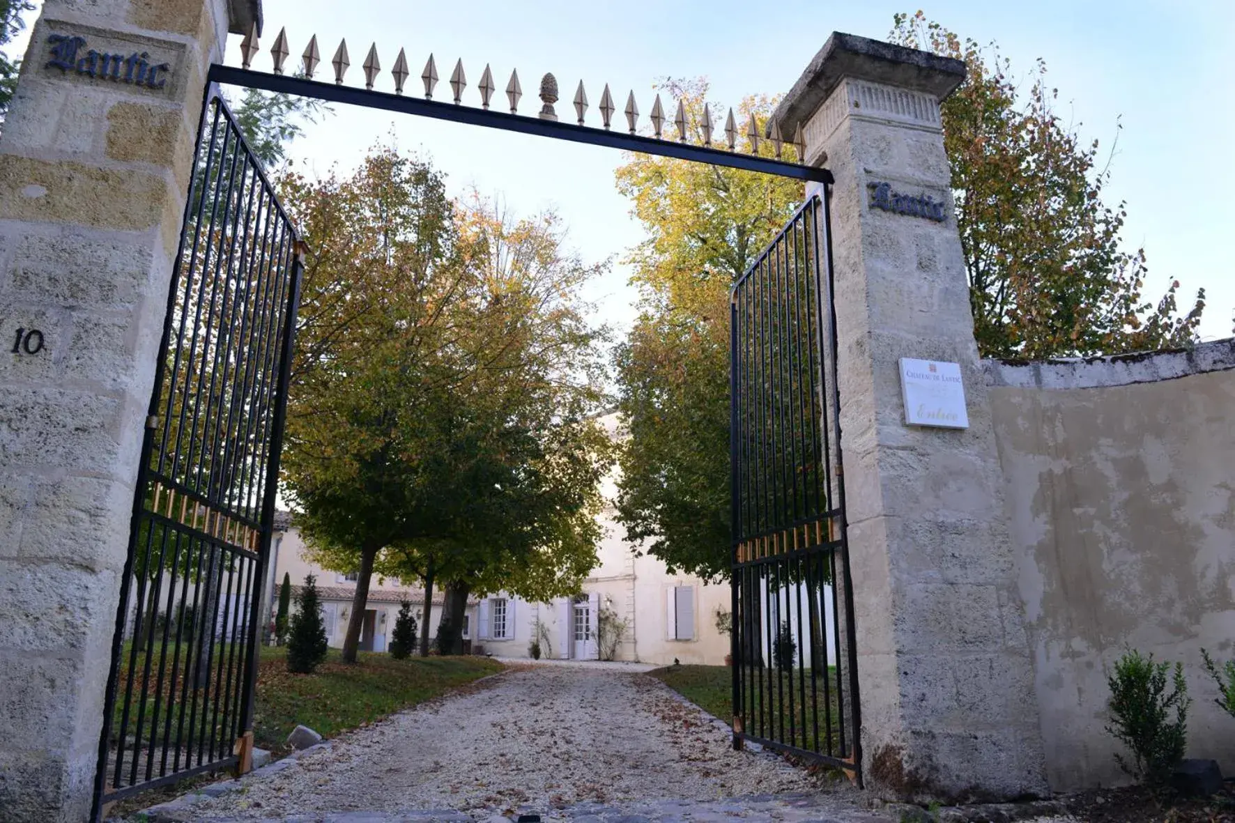 Facade/entrance in Chateau de Lantic Facade/entrance in Chateau de Lantic