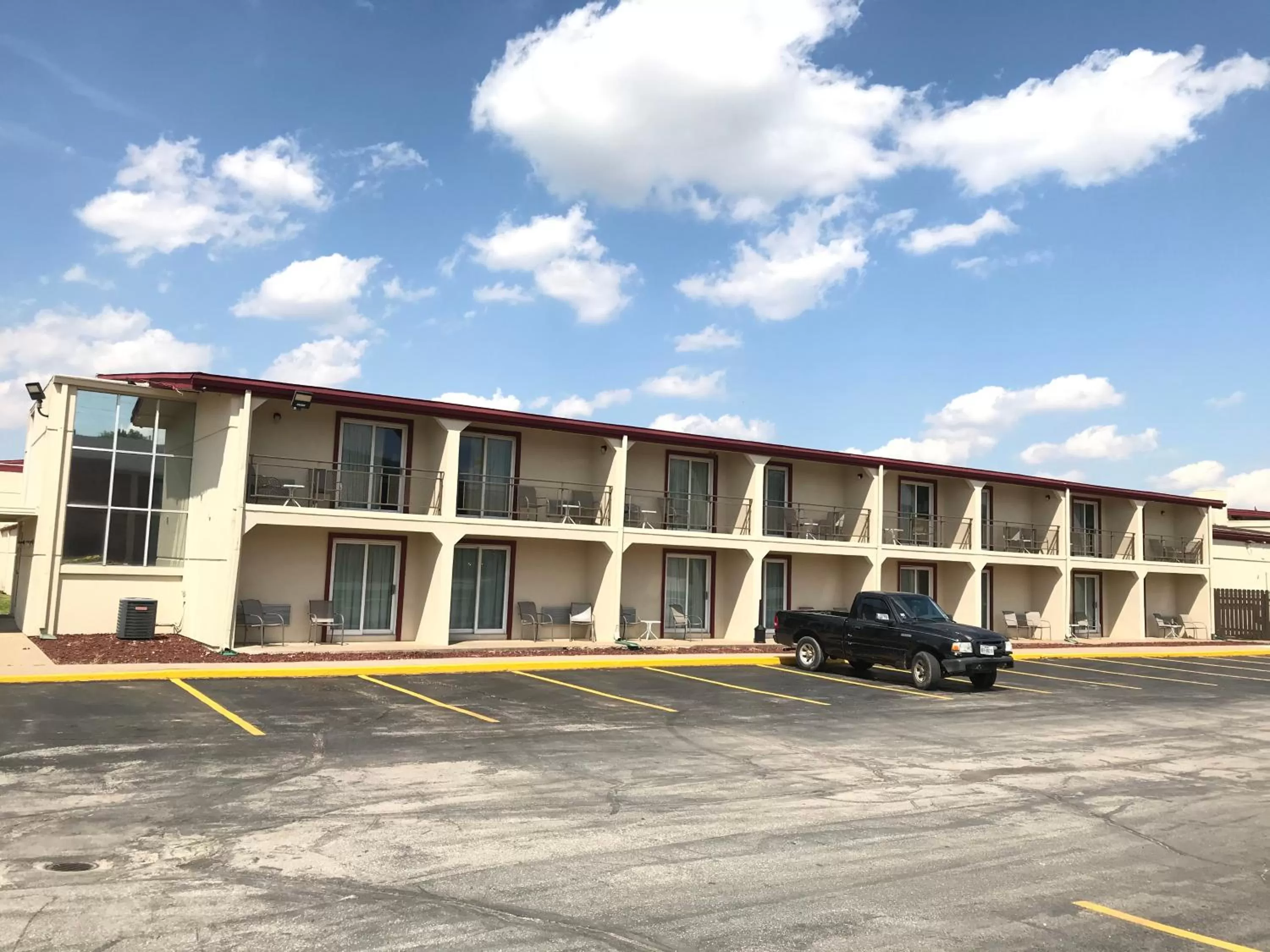 Property building in Days Inn by Wyndham Joplin
