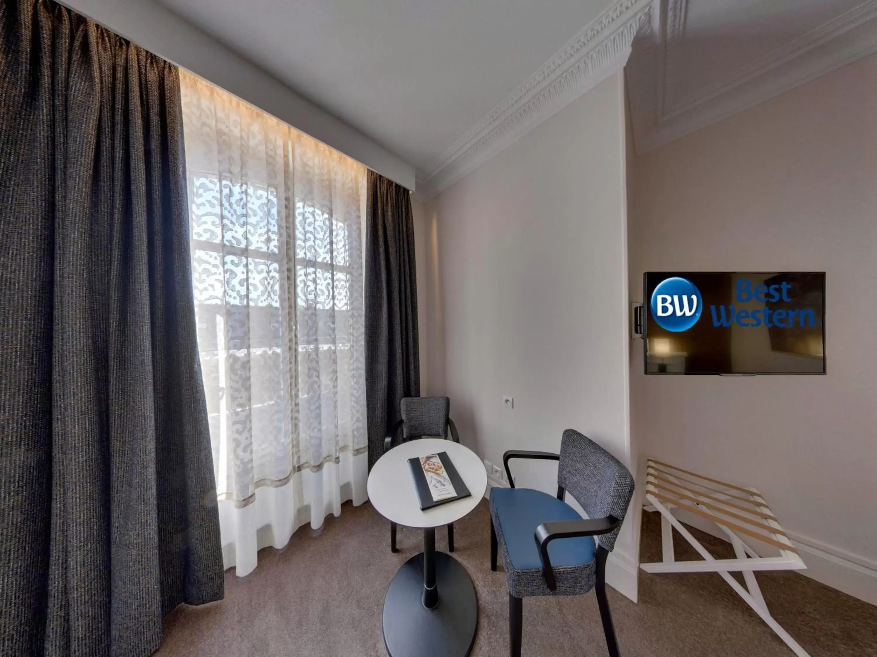 Decorative detail, Seating Area in Best Western Hôtel d'Arc