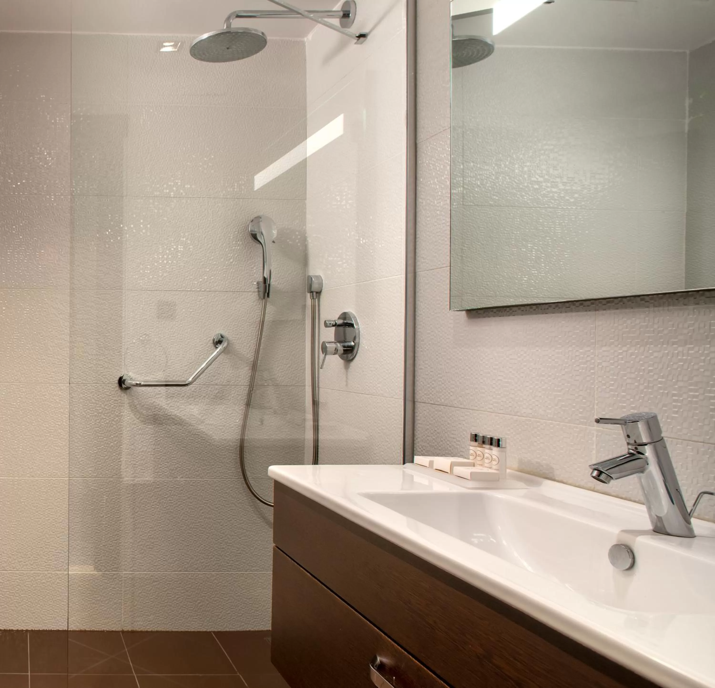 Bathroom in Occidental Taksim