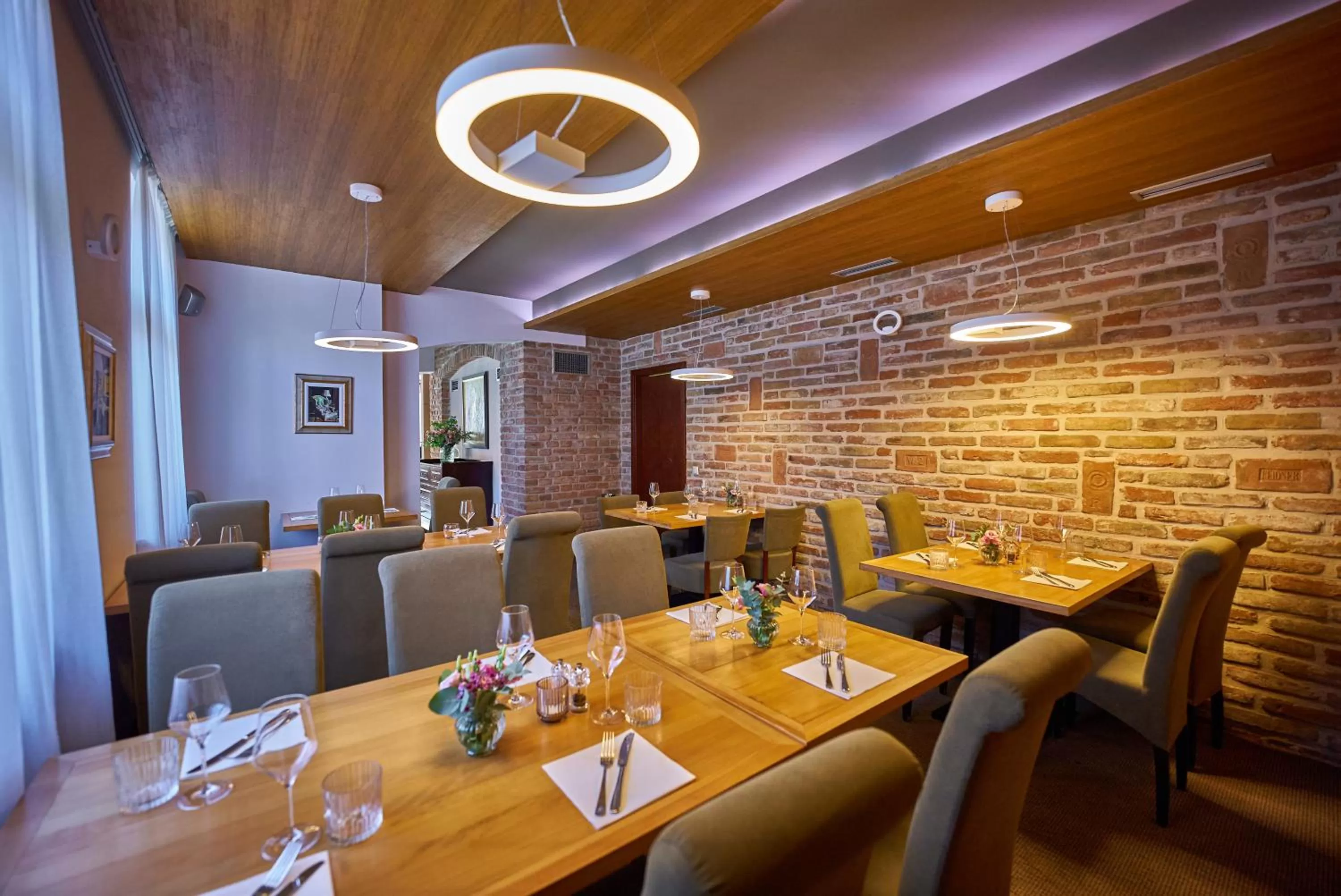 Restaurant/places to eat in Pension & Restaurant PATRIOT Trnava