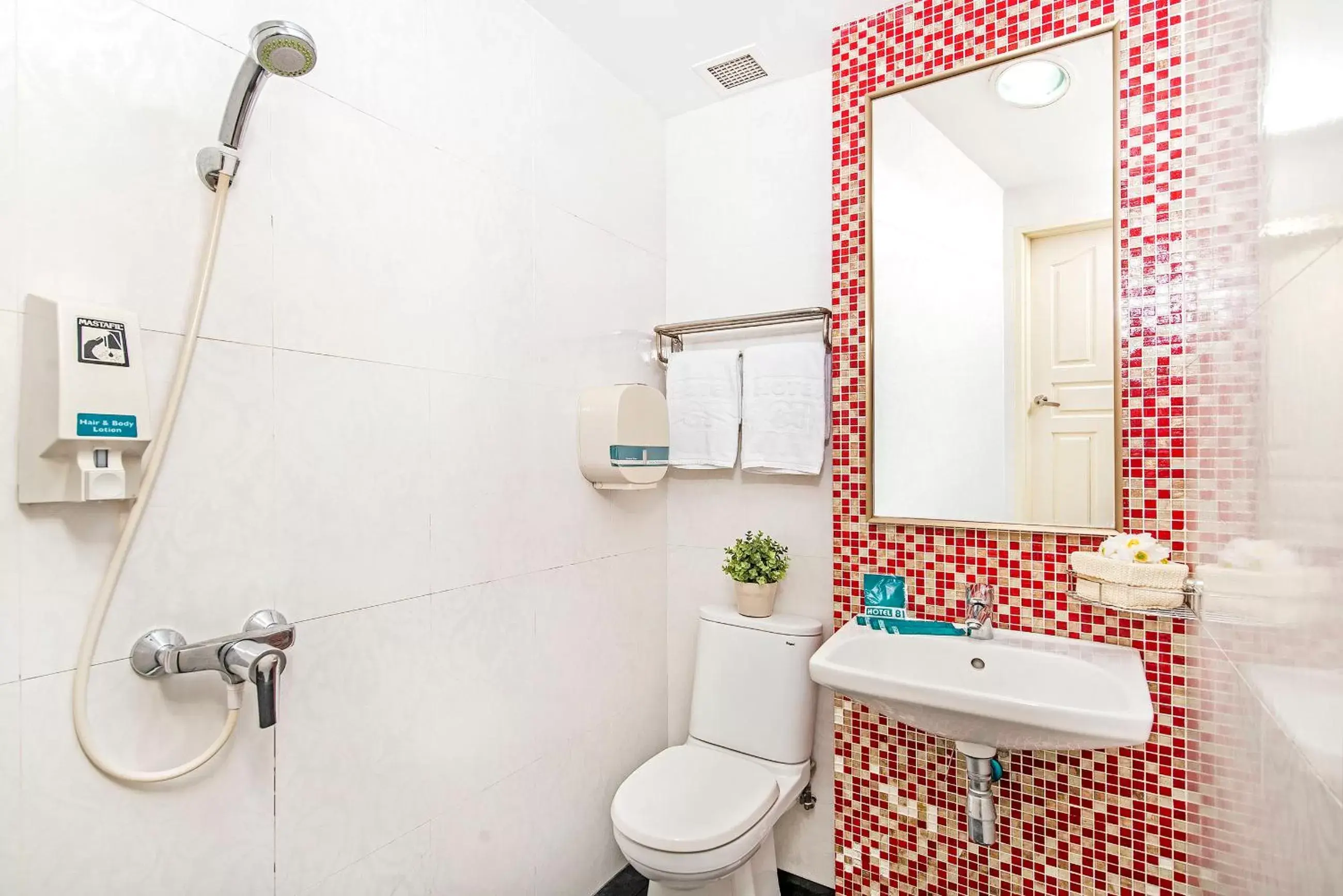 Shower, Bathroom in Hotel 81 Kovan