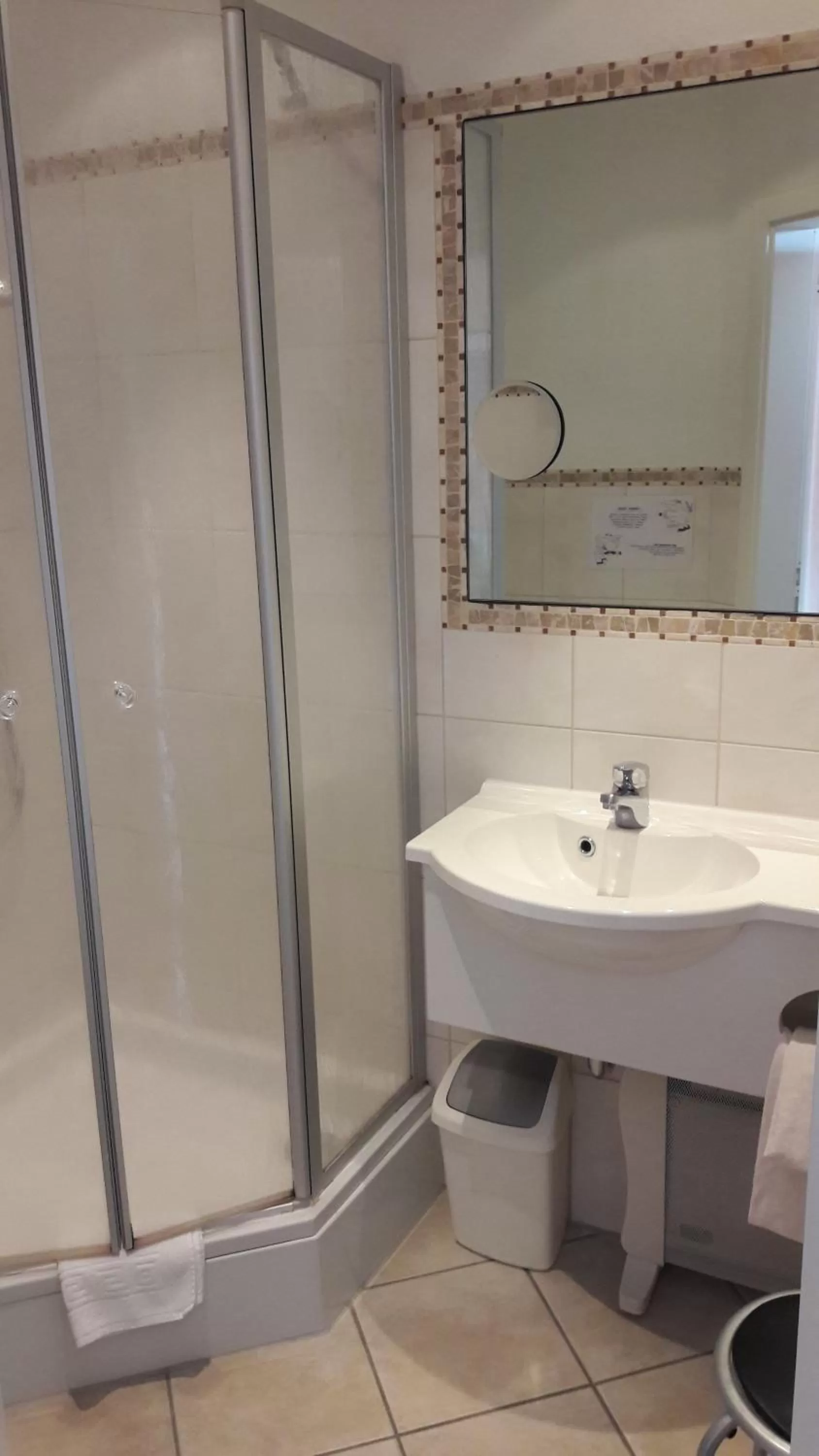 Bathroom in Hotel Schlömer