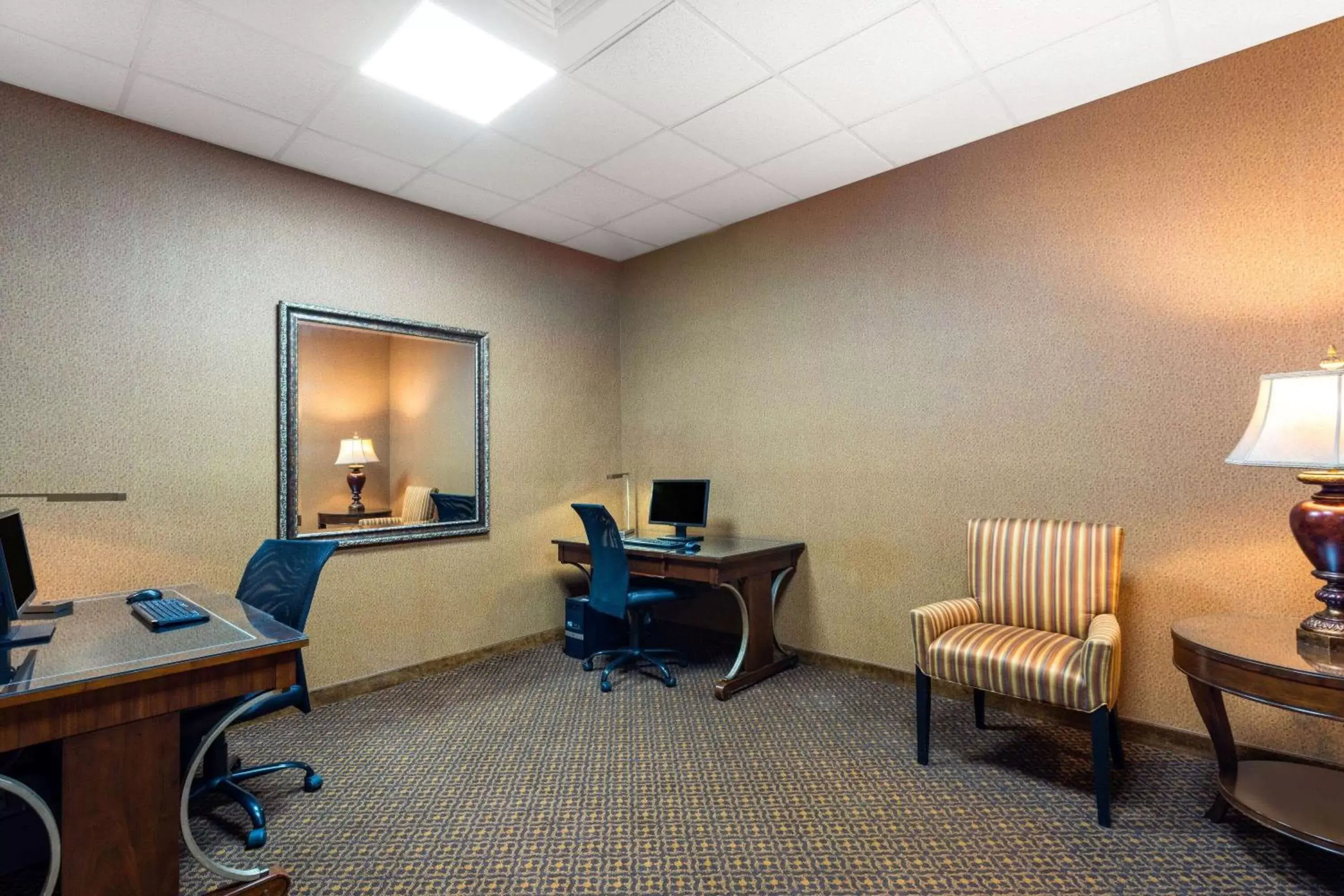 Business facilities in Hawthorn Suites by Wyndham West Palm Beach