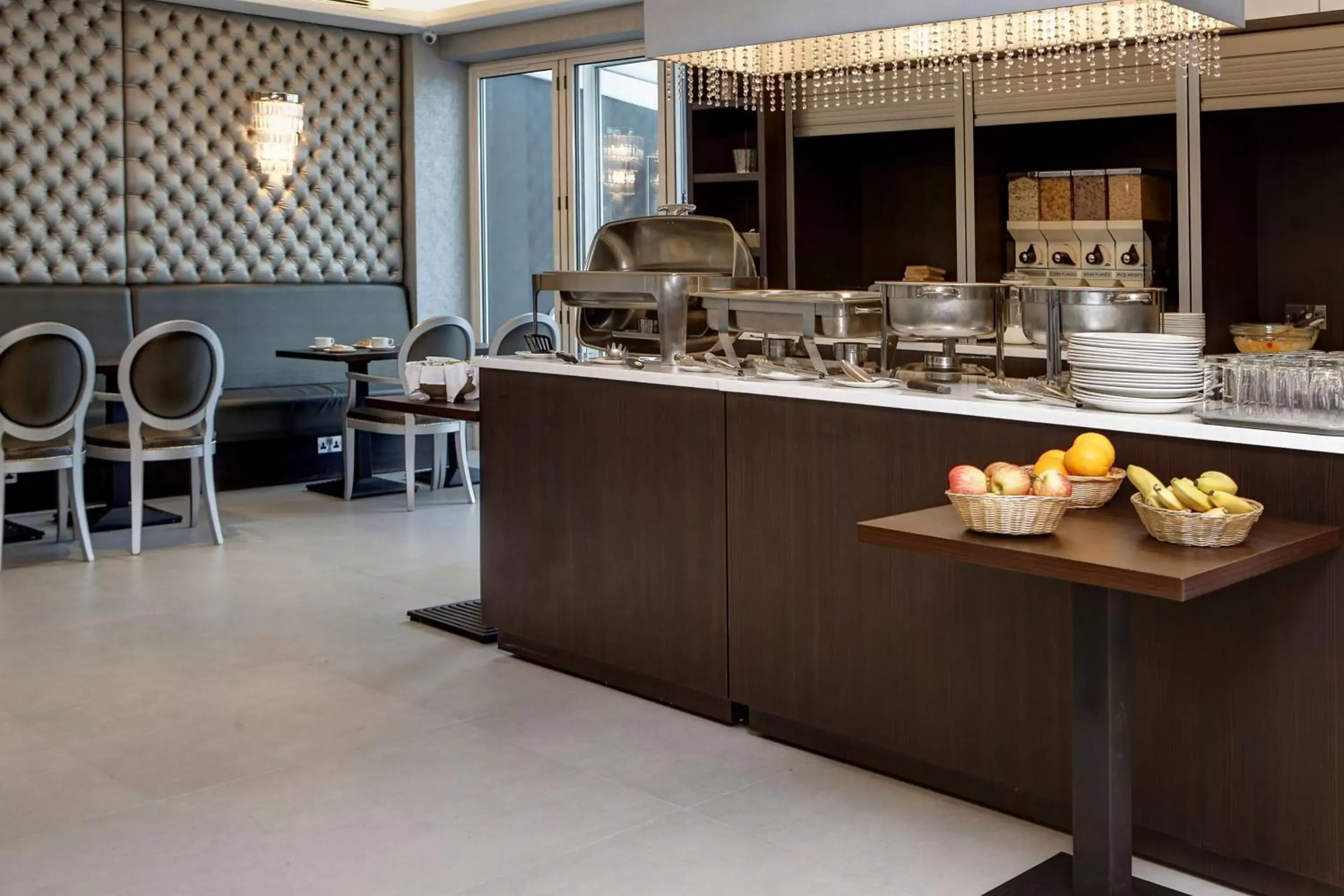 Restaurant/places to eat in Best Western Chiswick Palace & Suites London Restaurant/places to eat in Best Western Chiswick Palace & Suites London