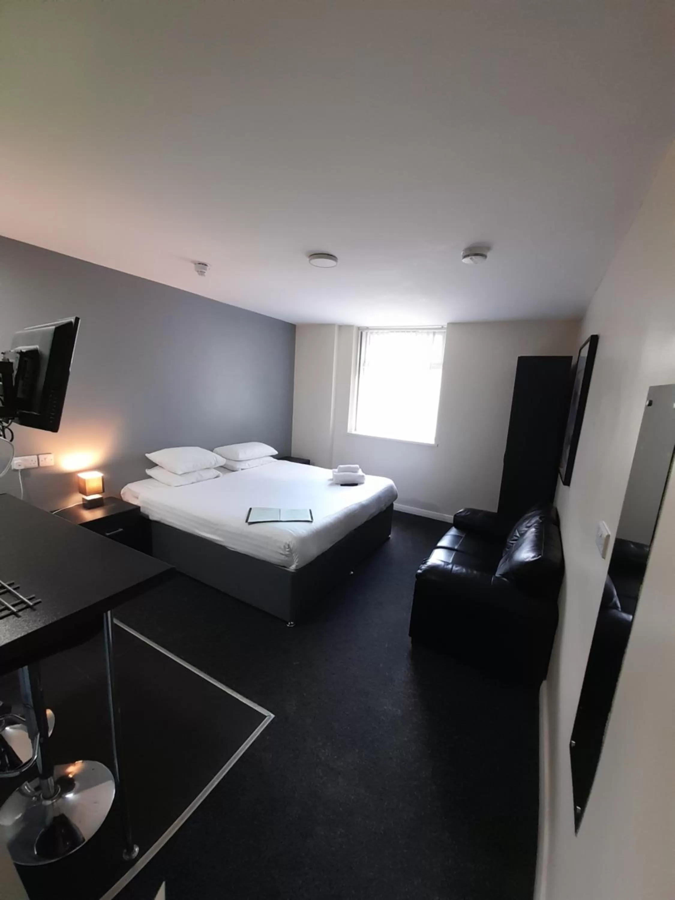 Bedroom, Bed in Lymedale Suites Studios & Aparthotel in NEWCASTLE UNDER LYME & STOKE
